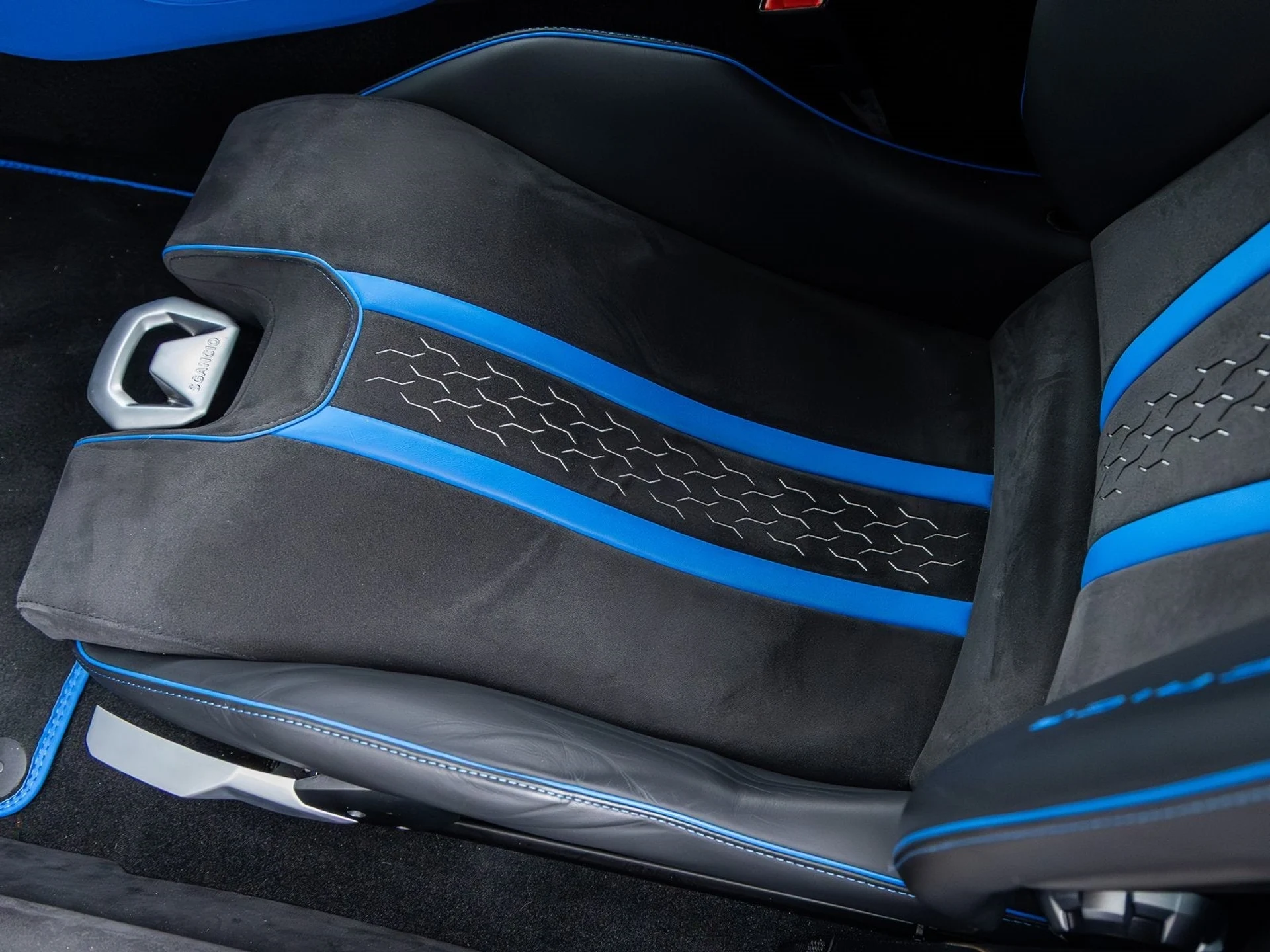 mph029_2356156947_30_6979f6ff48