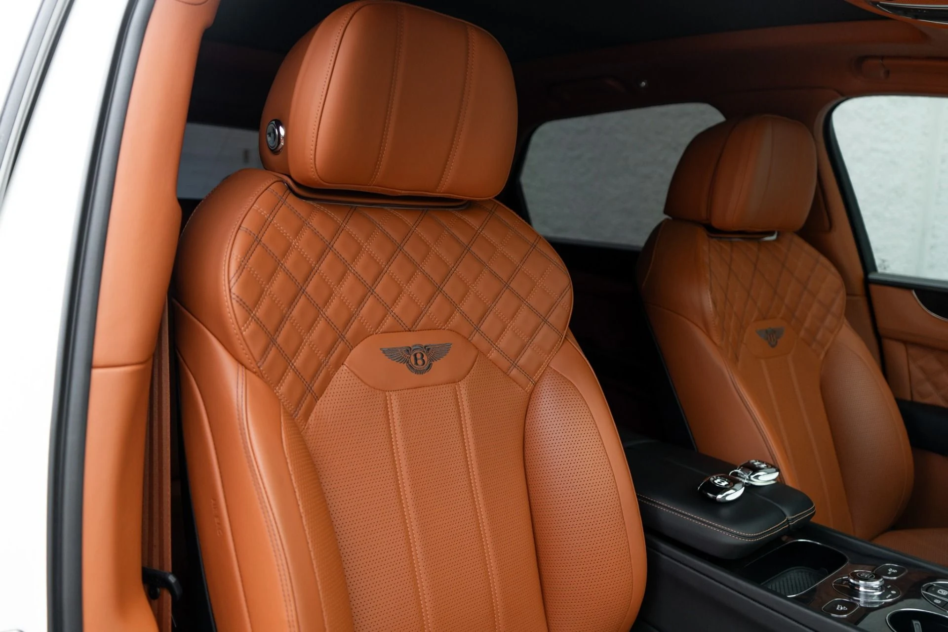 mph029_2356280258_Used_2021_Bentley_Bentayga_V8_1780518091_1d0296f6e0