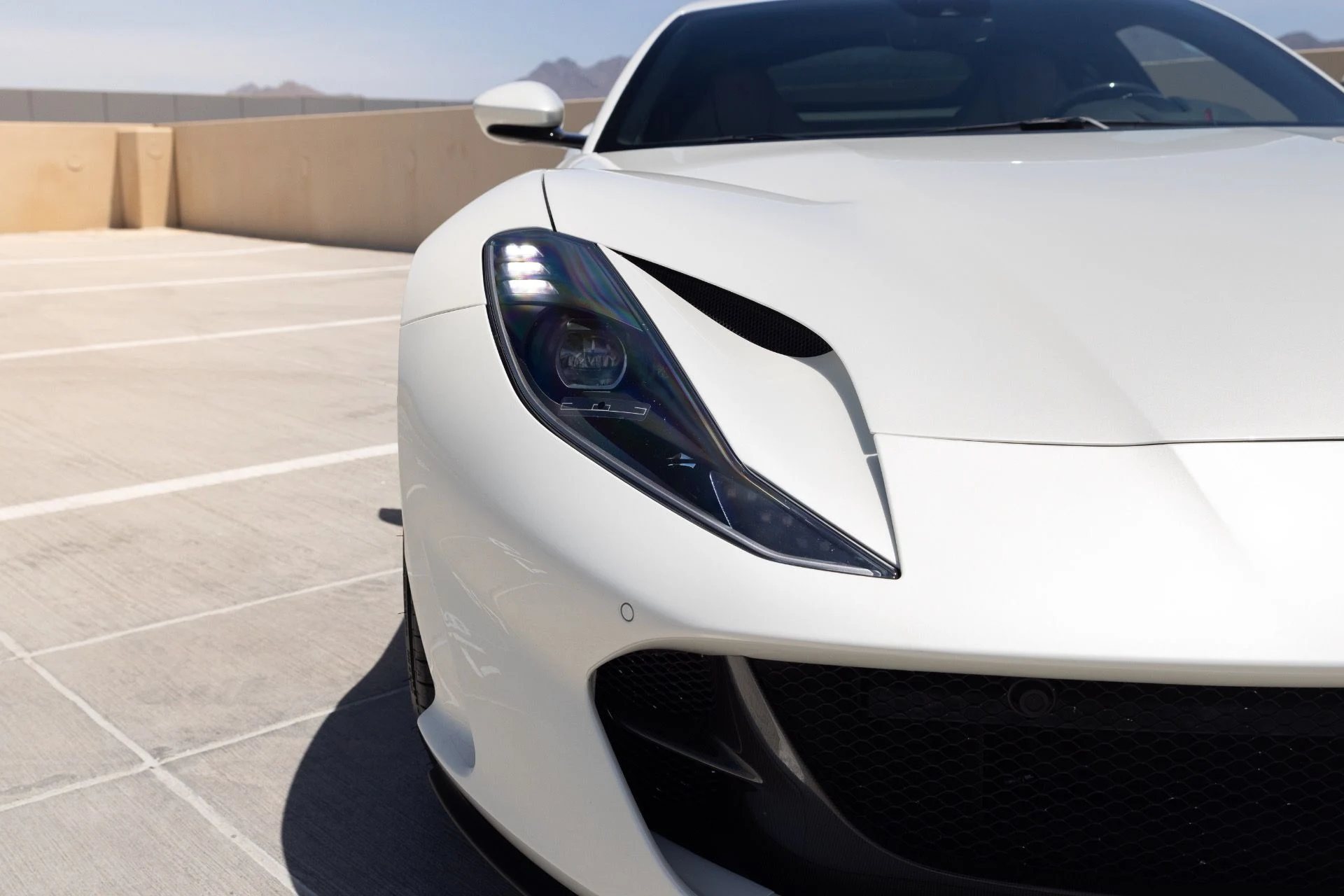 mph029_2357332246_Used_2020_Ferrari_812_Superfast_1779237013_89a52fdf11
