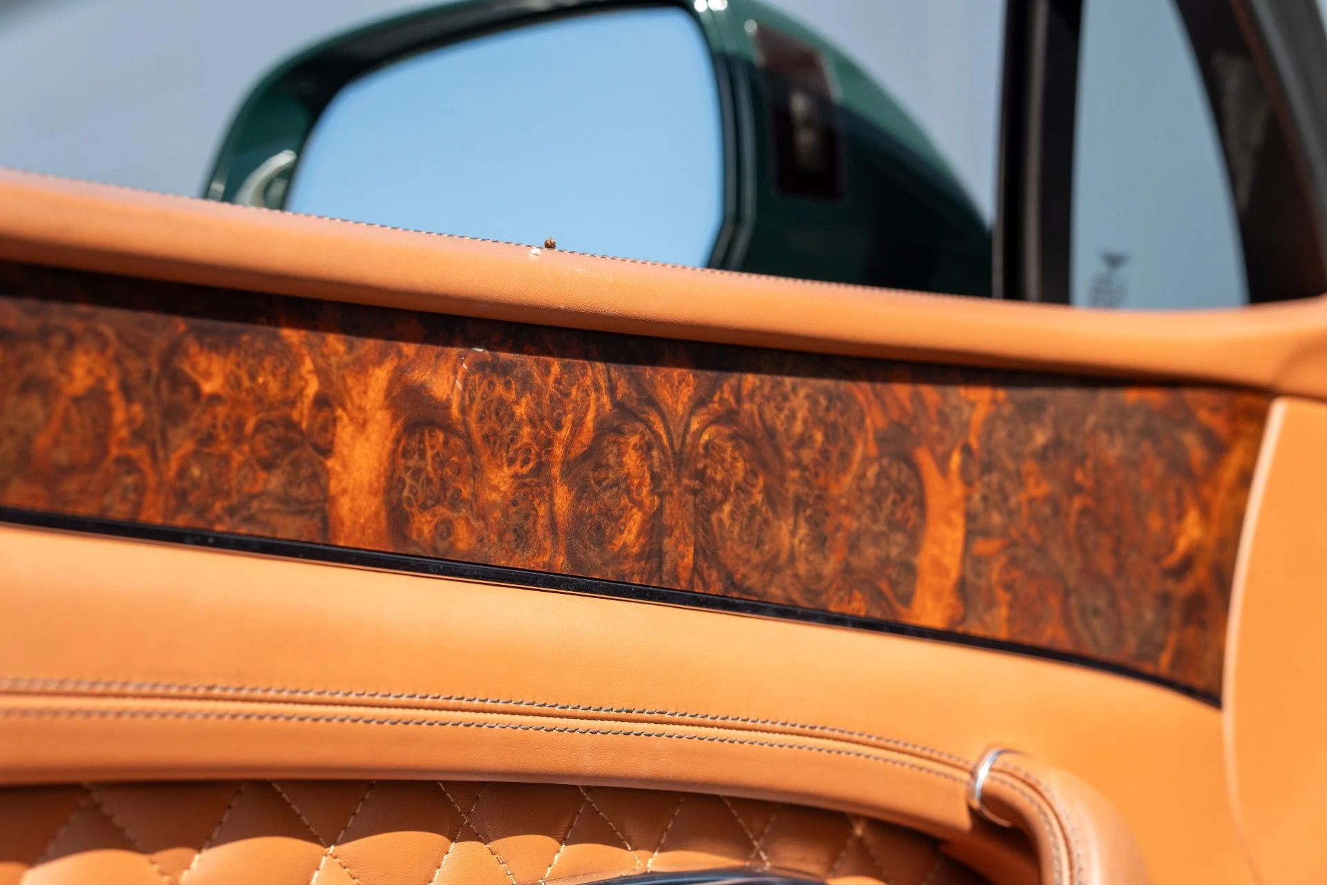 mph029_2359190512_Used_2017_Bentley_Bentayga_W12_First_Edition_1762986986_4aa863a61a