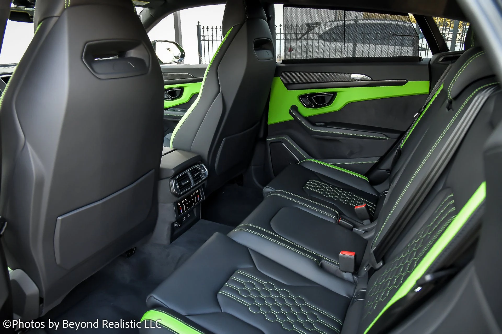 mph029_2368969962_2496b43874c363f406f7f2dd1b3f6dbex_ef2ec64a36