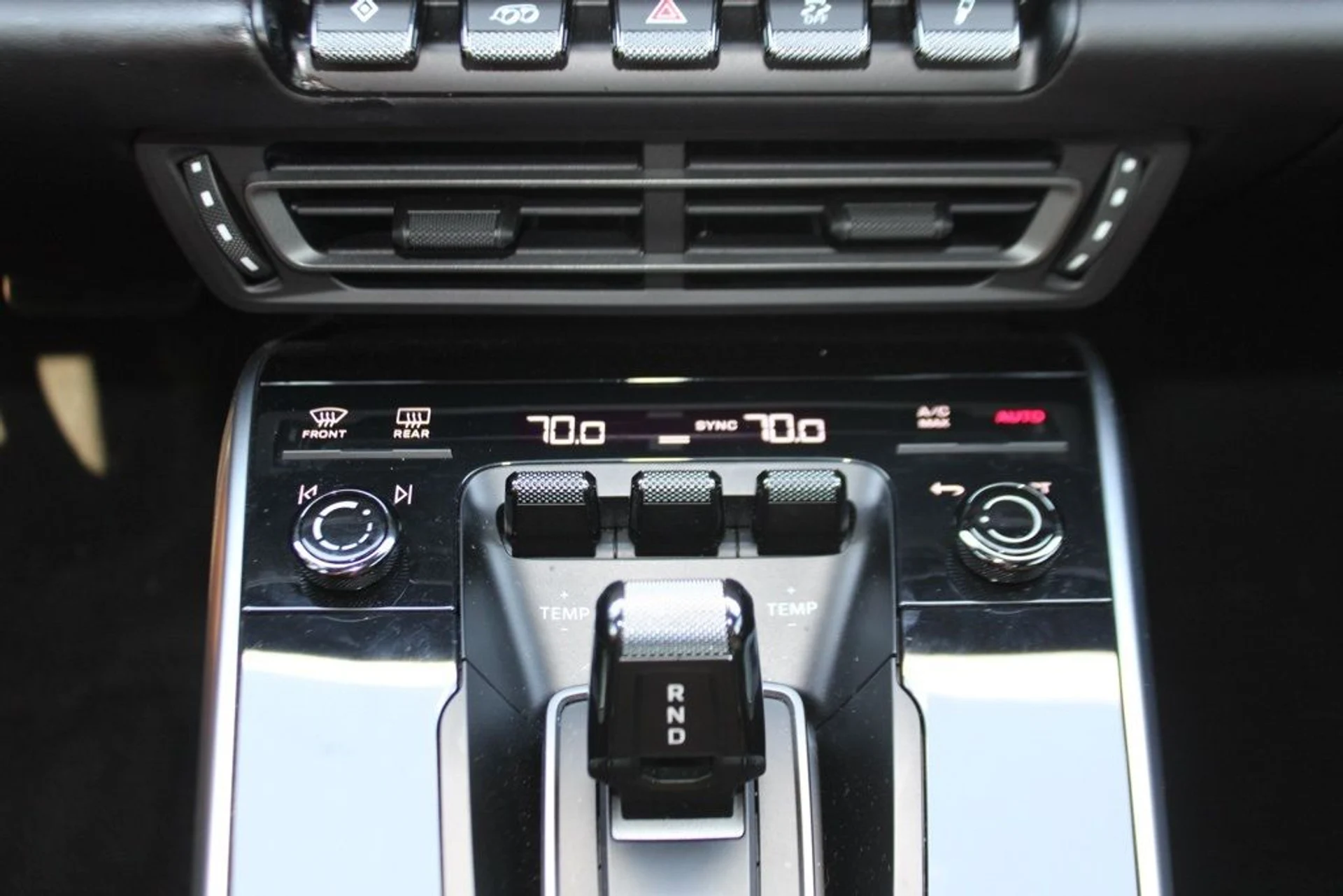 mph029_2374090344_297170656899f4660425c89d20e7c0fd_75ff0478c0