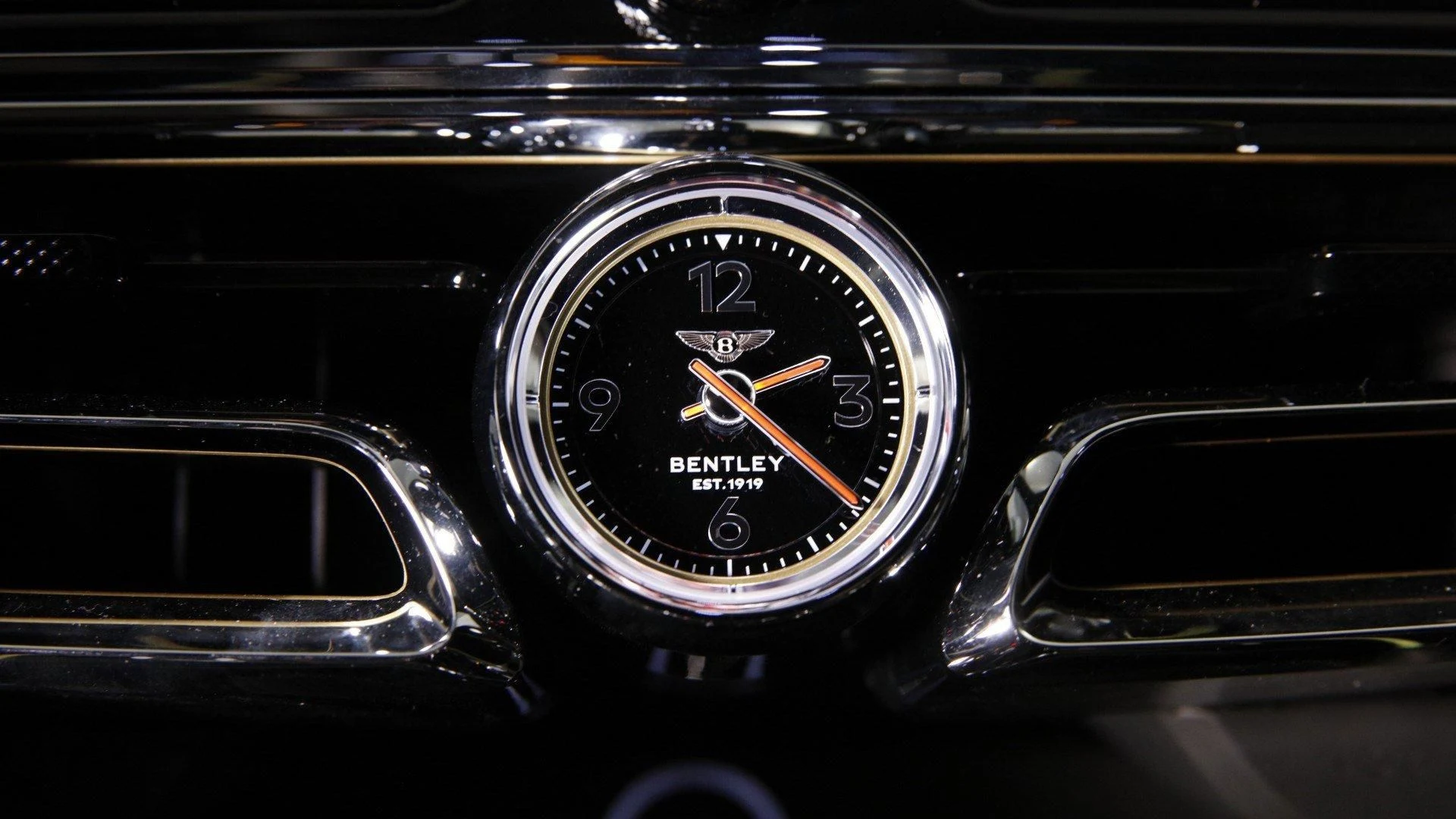 mph029_2384322163_Used_2024_Bentley_Flying_Spur_Speed_1706529818_5a733fb26a