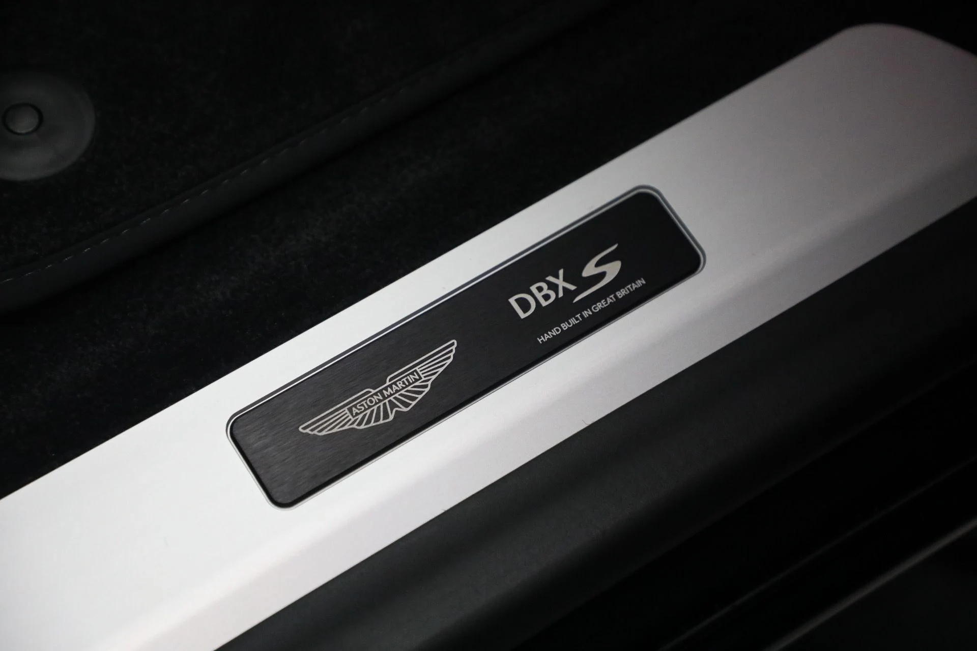 mph029_238923118_New_2026_Aston_Martin_DBX_S_1767984157_89f63bd9a1