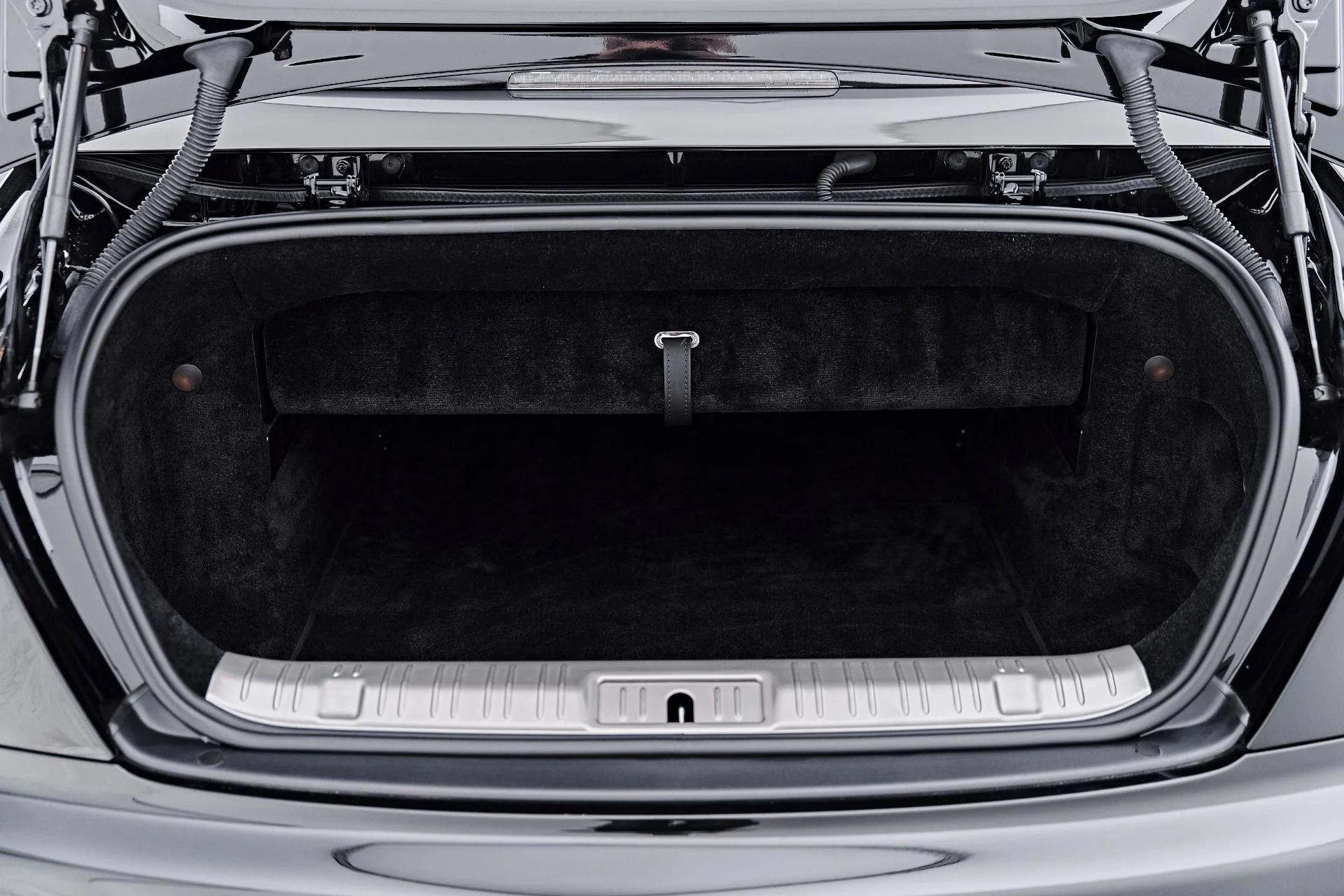 mph029_2396160018_Used_2019_Rolls_Royce_Dawn_Base_1790207913_df8916062c