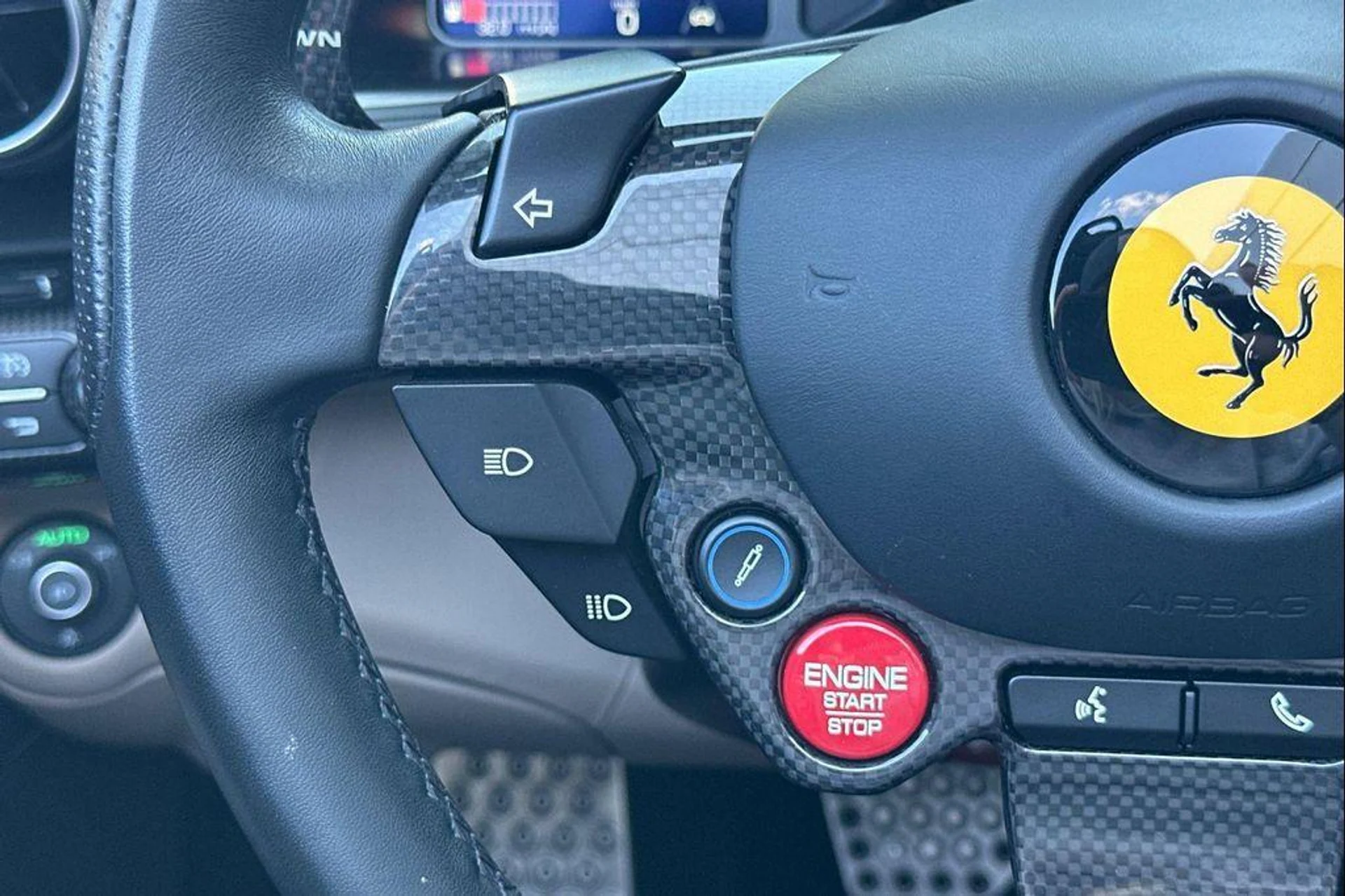 mph029_2404092751_p_Qa_VE_5_Umjahwjhe3yd9_Lxc_PN_0qs_aeaf44cd07