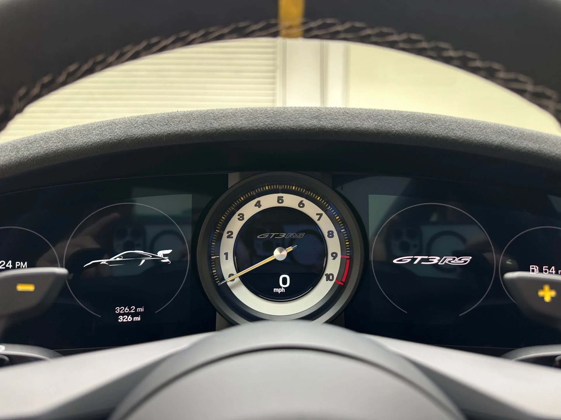 mph029_2411232383_Used_2024_Porsche_911_GT_3_RS_1777498464_52023dc9f8