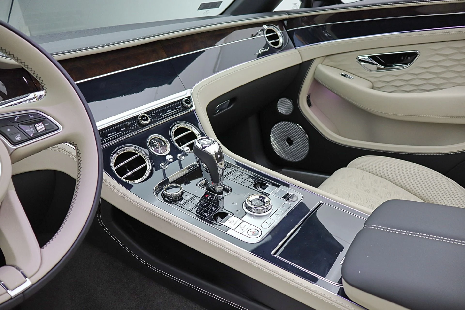 mph029_2412882246_New_2026_Bentley_Continental_GTC_Speed_a196ce076d