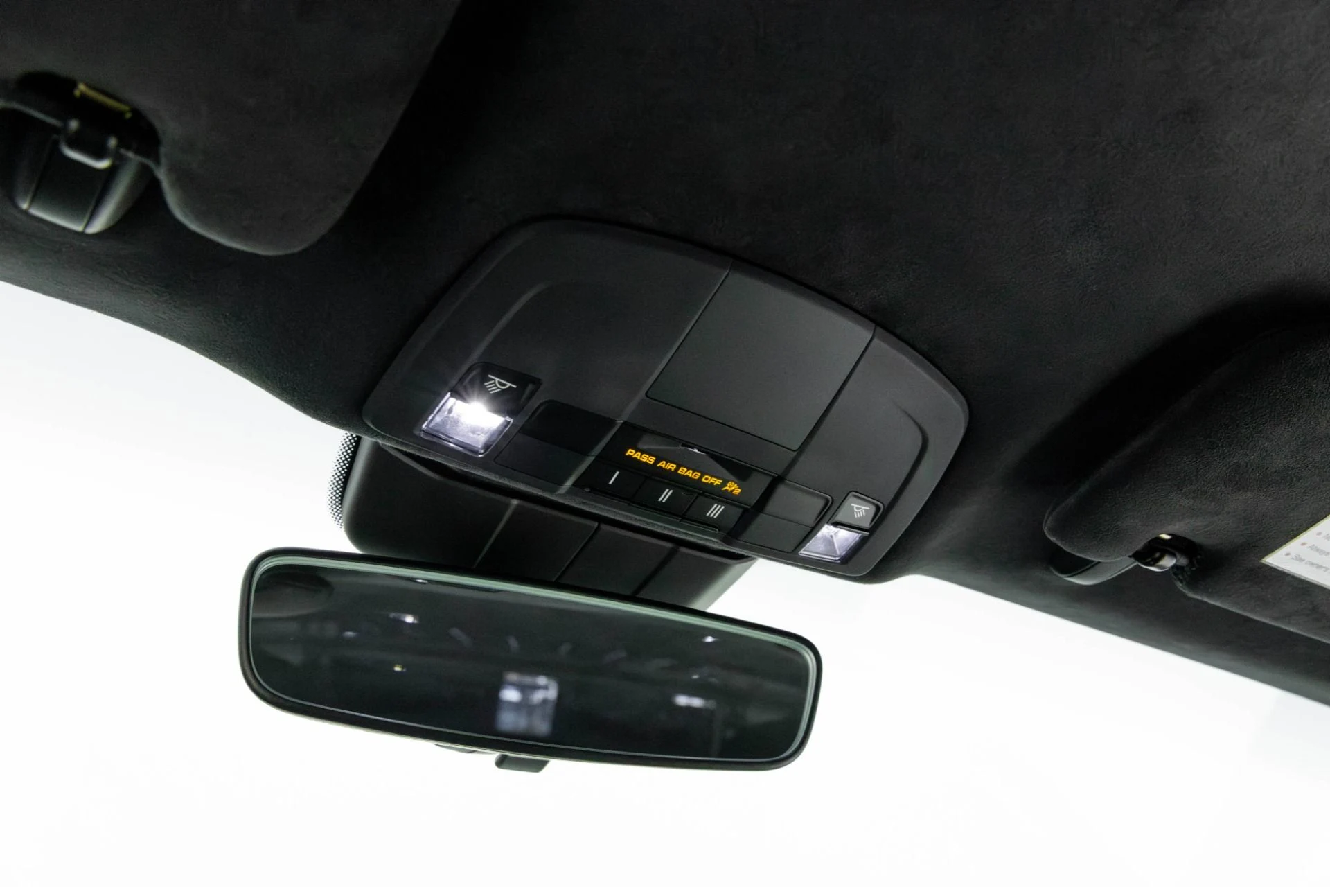 mph029_2427748555_Used_2019_Porsche_911_GT_3_RS_1763595279_5d0c0d3615