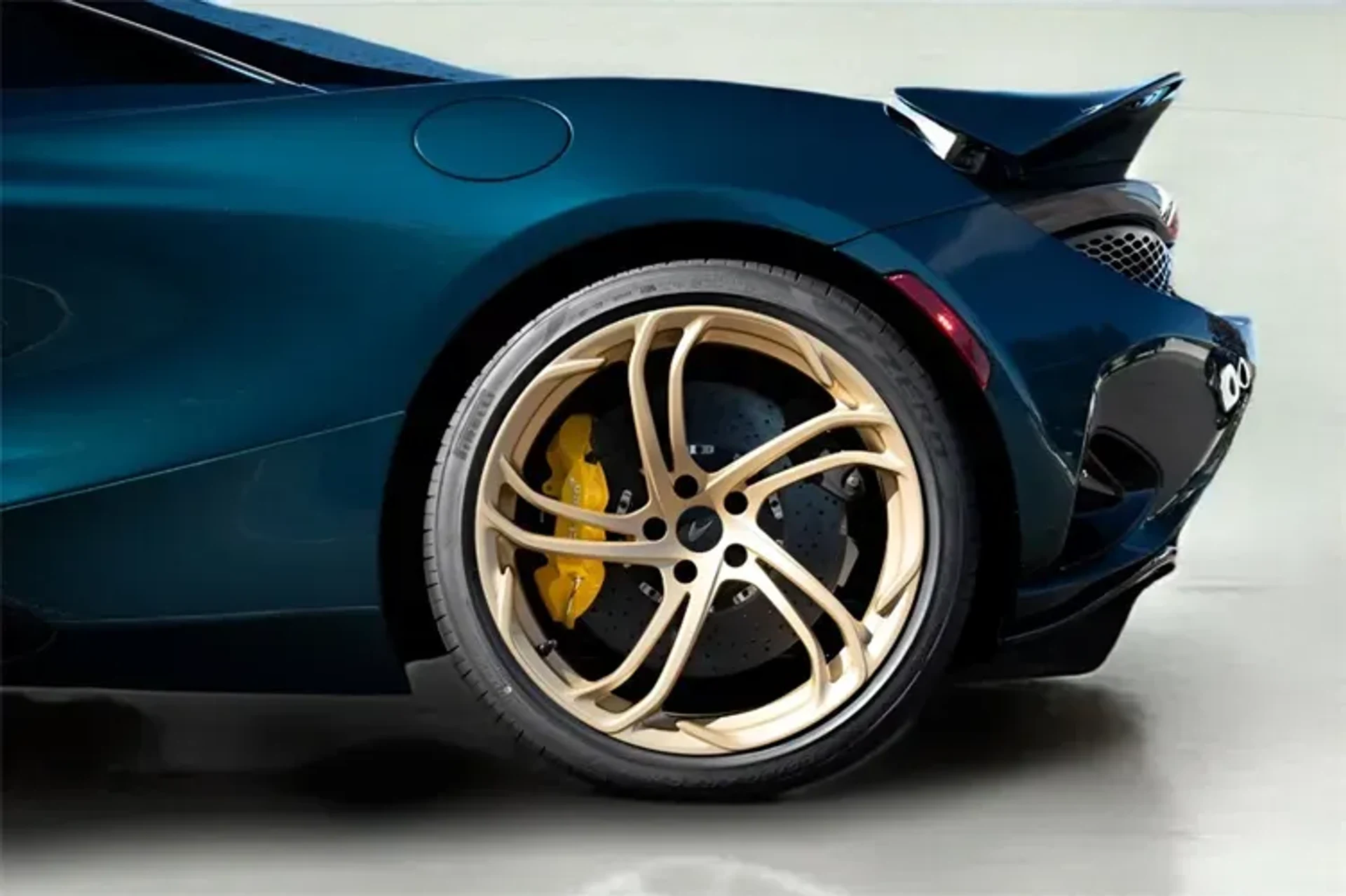 mph029_2436058933_s_E_Gd7_KZ_4_Wrqo_Q_Sk_P_med_77089c0145