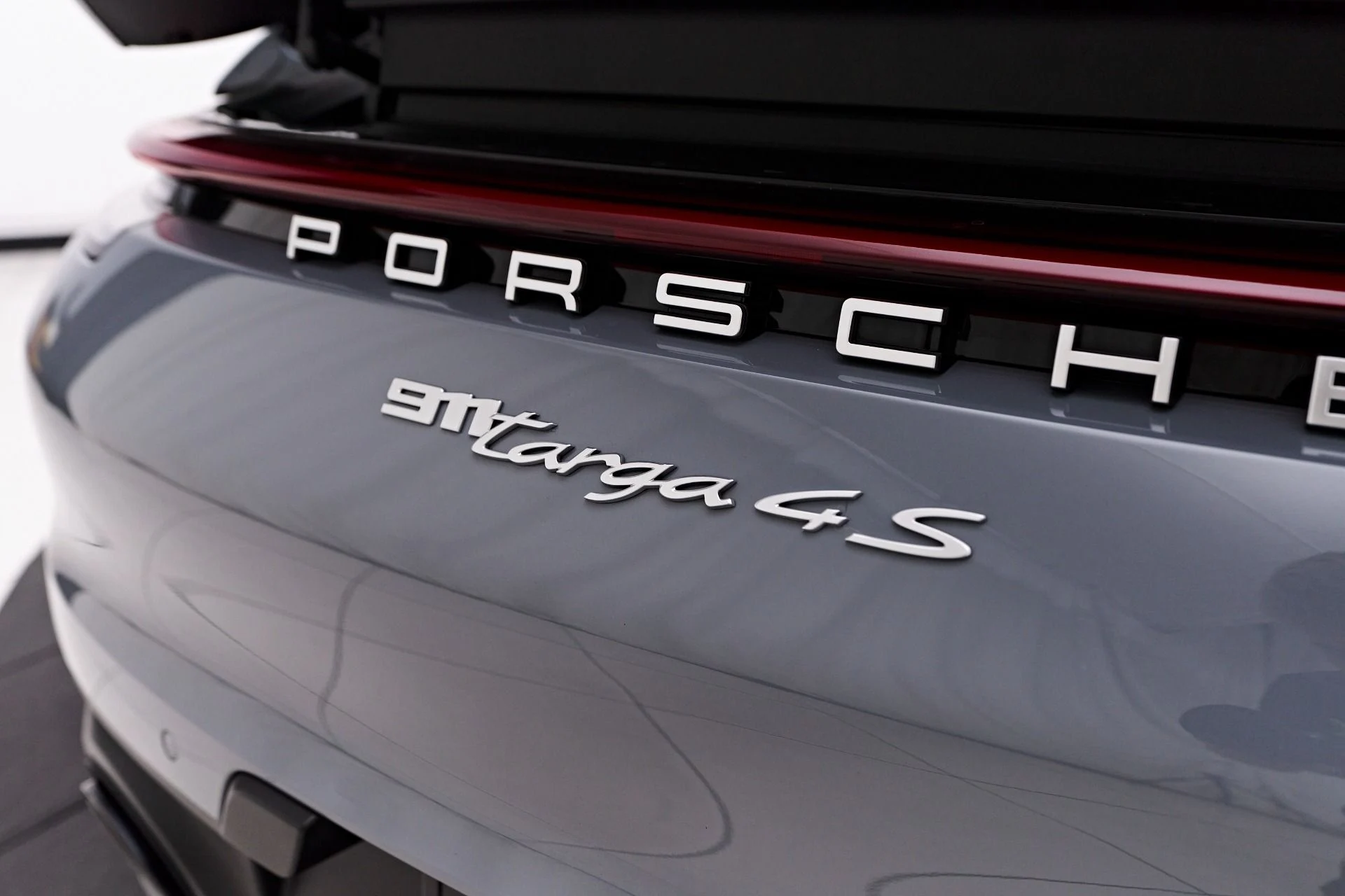 mph029_2436501636_Used_2023_Porsche_911_Targa_4_S_1757702844_77351c6009