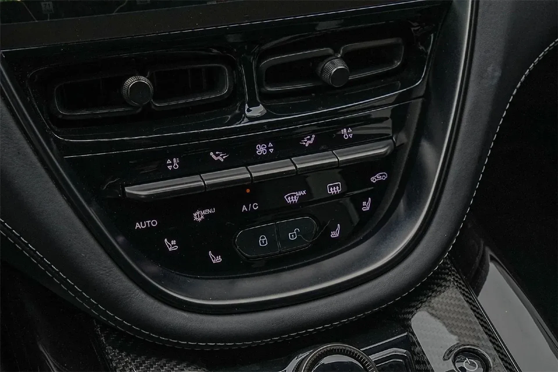 mph029_2463894333_a22535604e9c4bf48865a9c1cb80ba6f_de97721945