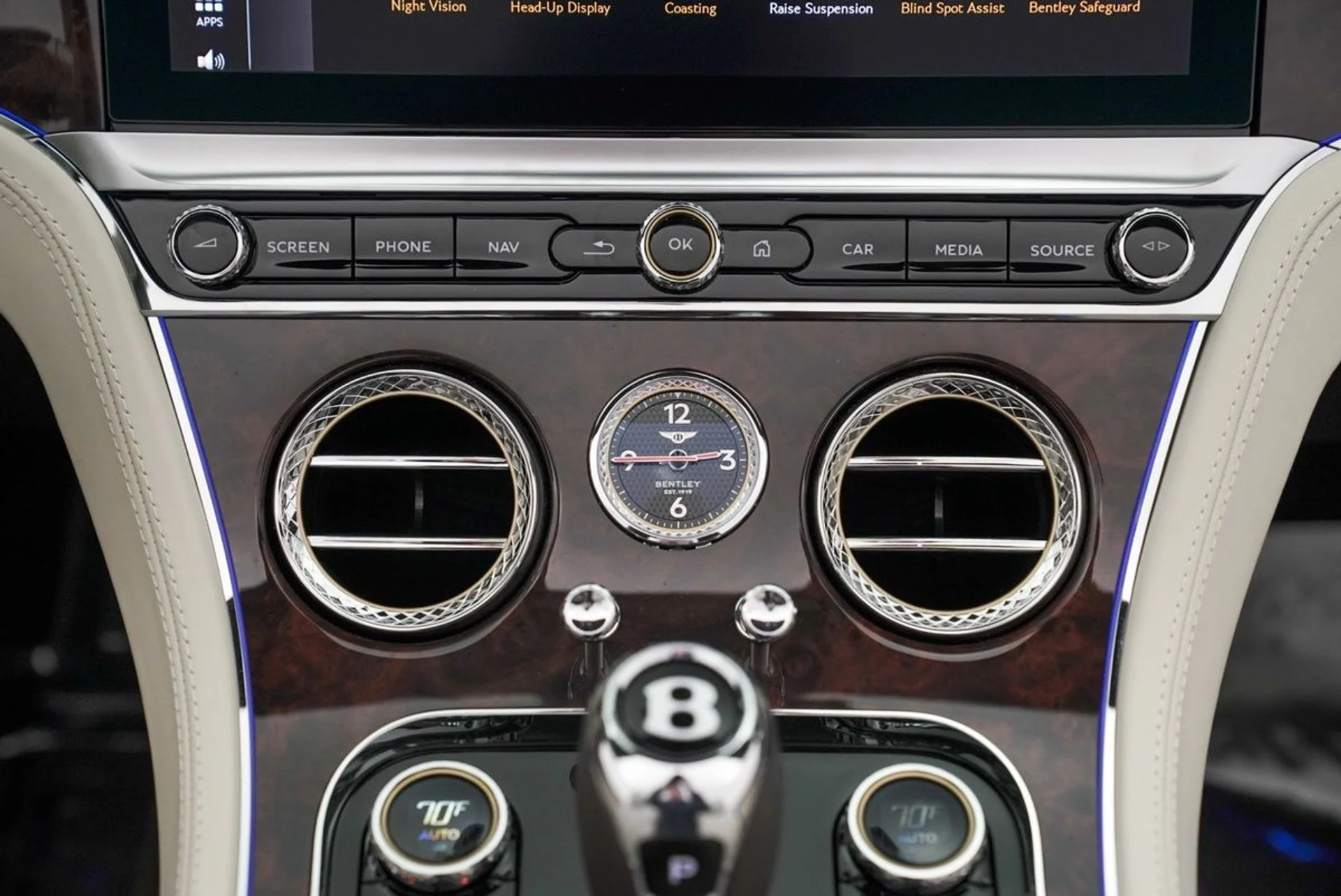 mph029_2474775193_m4ddk4esexmhgwutucopwa2wxtff_2f3ddf6f56