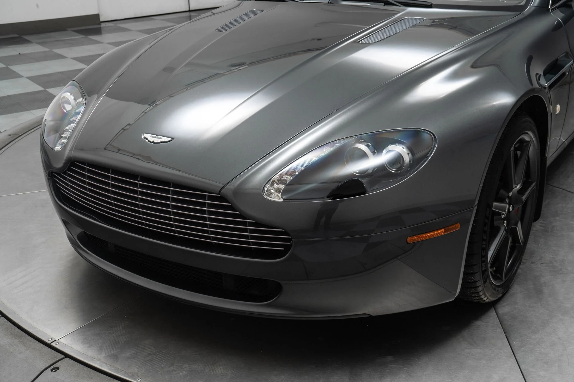 mph029_2476747850_Used_2008_Aston_Martin_V8_Vantage_Roadster_1756322519_9b4eb94a39