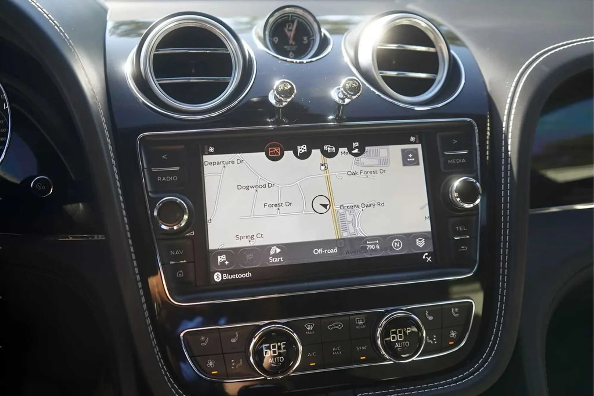 mph029_2477943235_31154f1908914b4199a29d6a3ecbc4c1x_3505f896e2