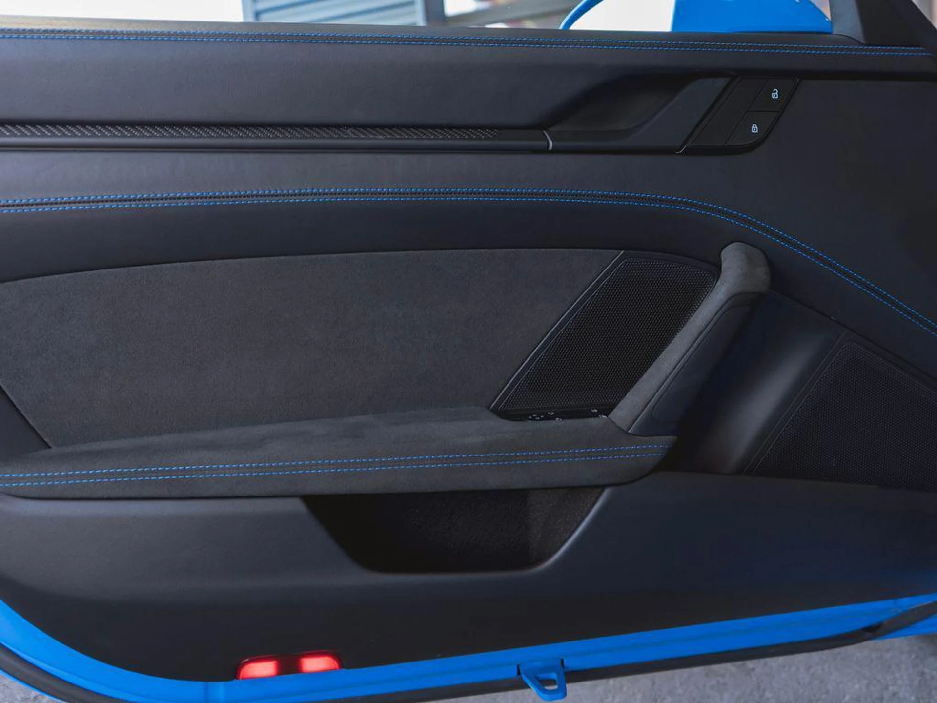 mph029_2481720370_hj_Wv2_w_n_Qi_M1ugpon_Yu_Fmxg0h_A_f100acbd30