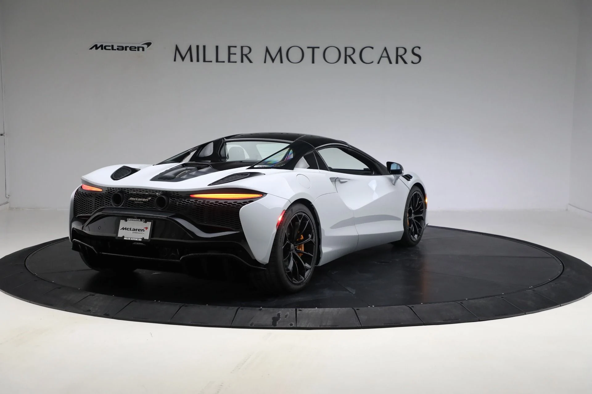 mph029_2483157607_New_2025_Mc_Laren_Artura_Spider_Tech_Lux_e8640ae298