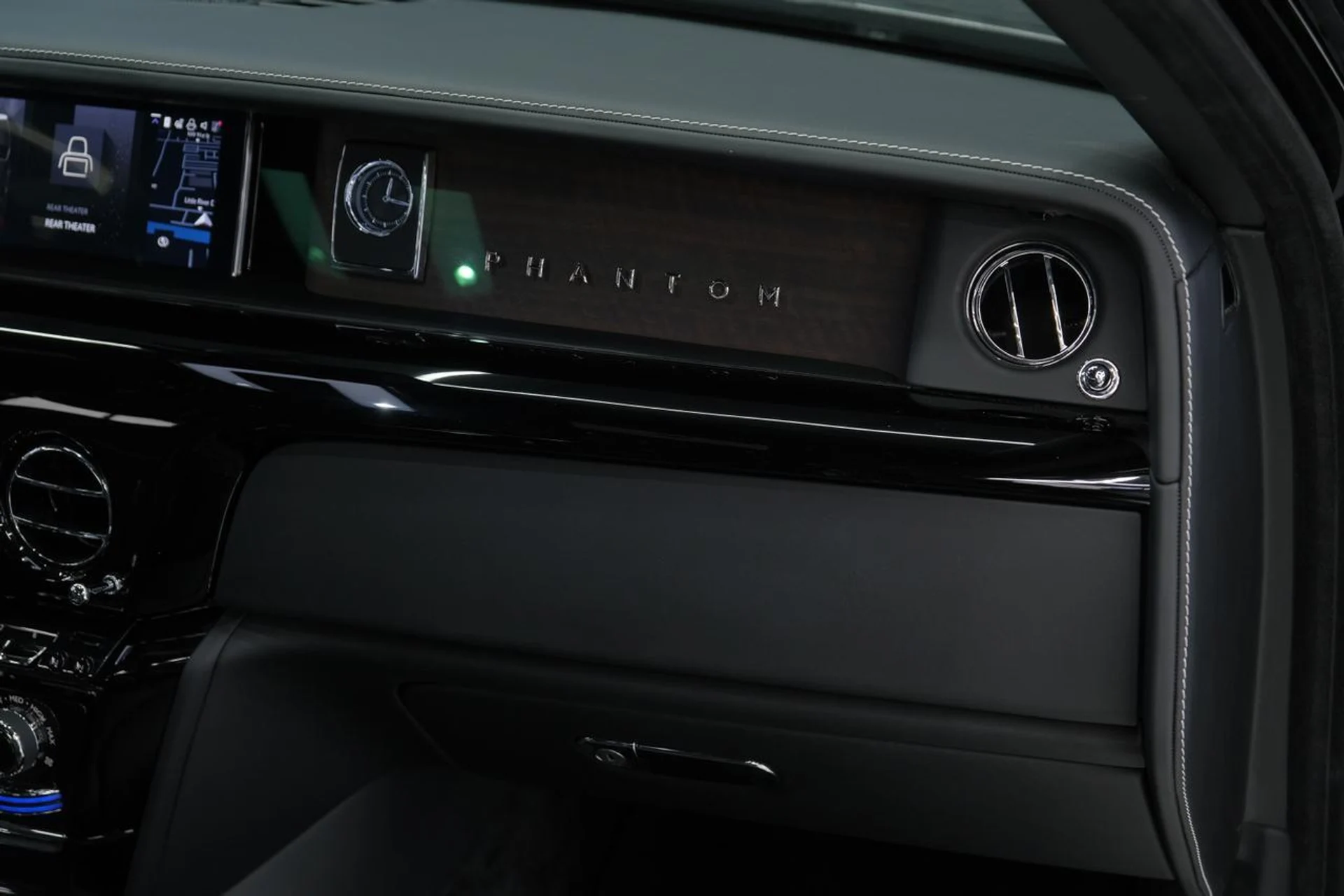 mph029_2485666068_399504423028d5f717b77ec89705848a_d38c000129