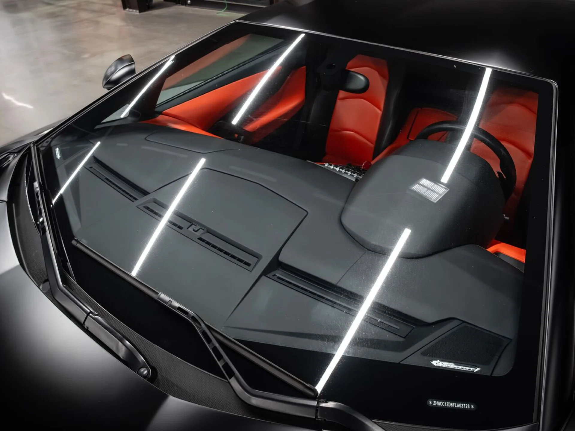 mph029_248791203_lamborghini_aventador_2015_6edea6b8e0