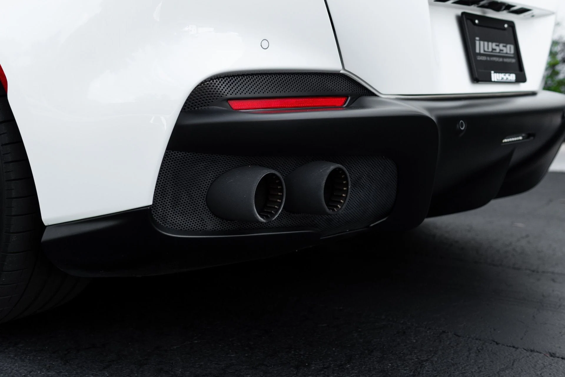 mph029_2489310474_Used_2023_Ferrari_Portofino_M_1766185478_d2207f9ddc