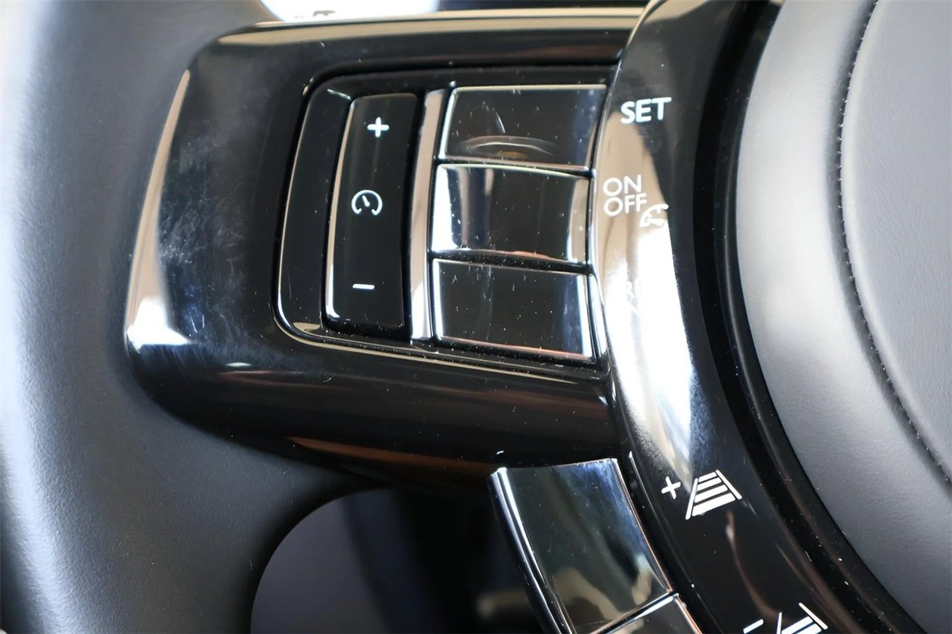 mph029_2492183921_30_23b8b6133e