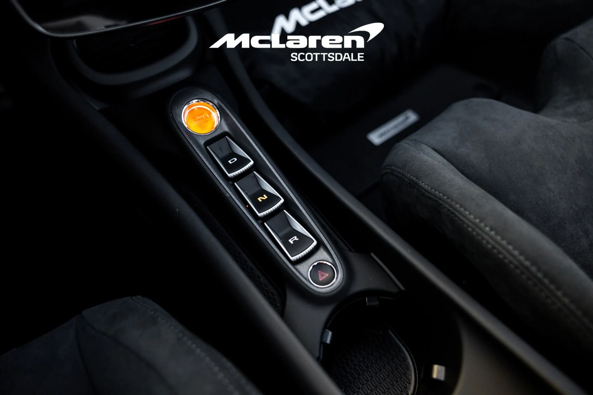 mph029_2496306621_Used_2025_MCLAREN_ARTURA_1728156448_69bf319ca8