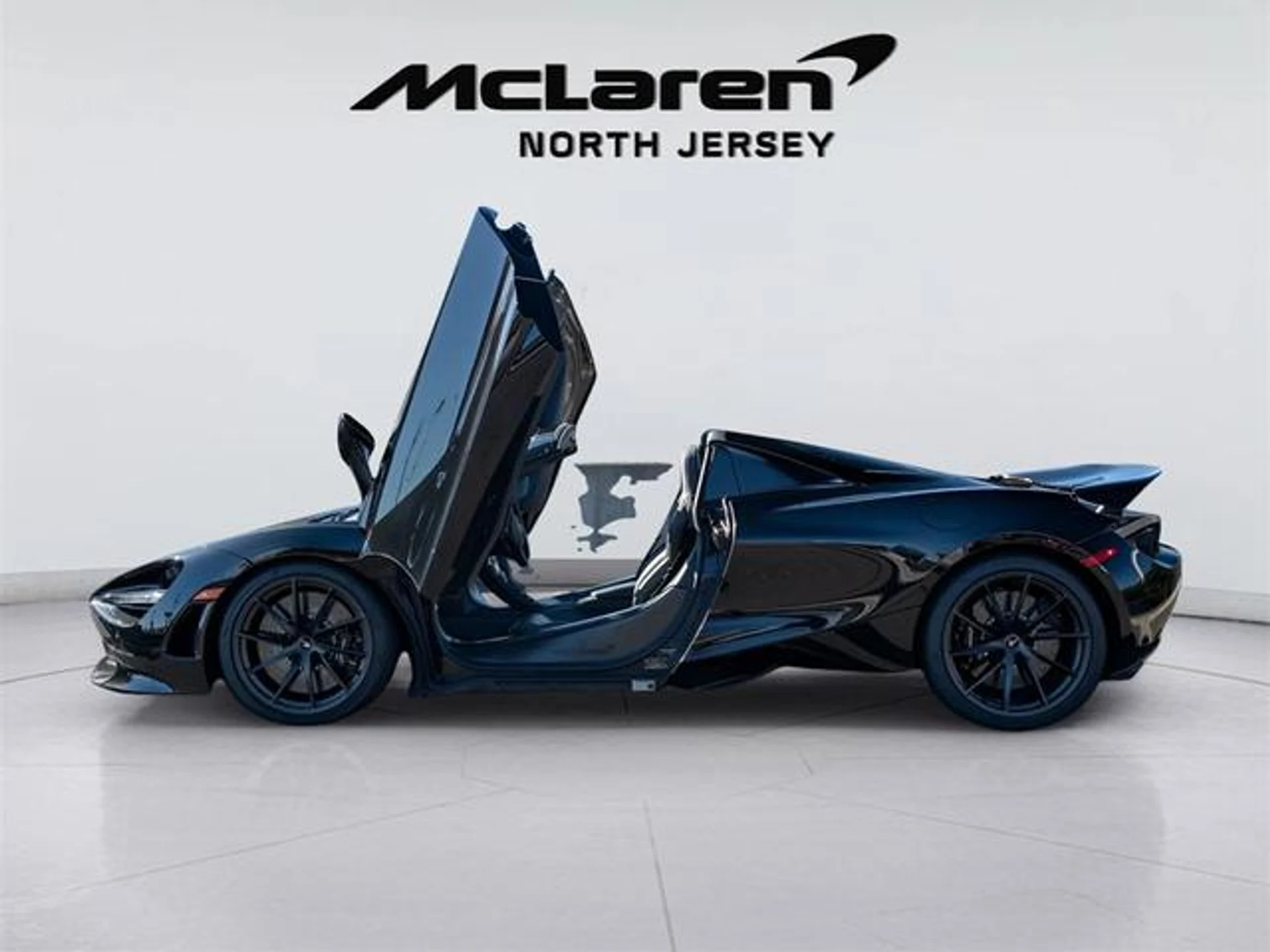 mph029_2498942425_Pnkx_A_Dw0g_Dz_Ufy_ZPE_8_D_Hf_IDM_8_I_c6a74cf411