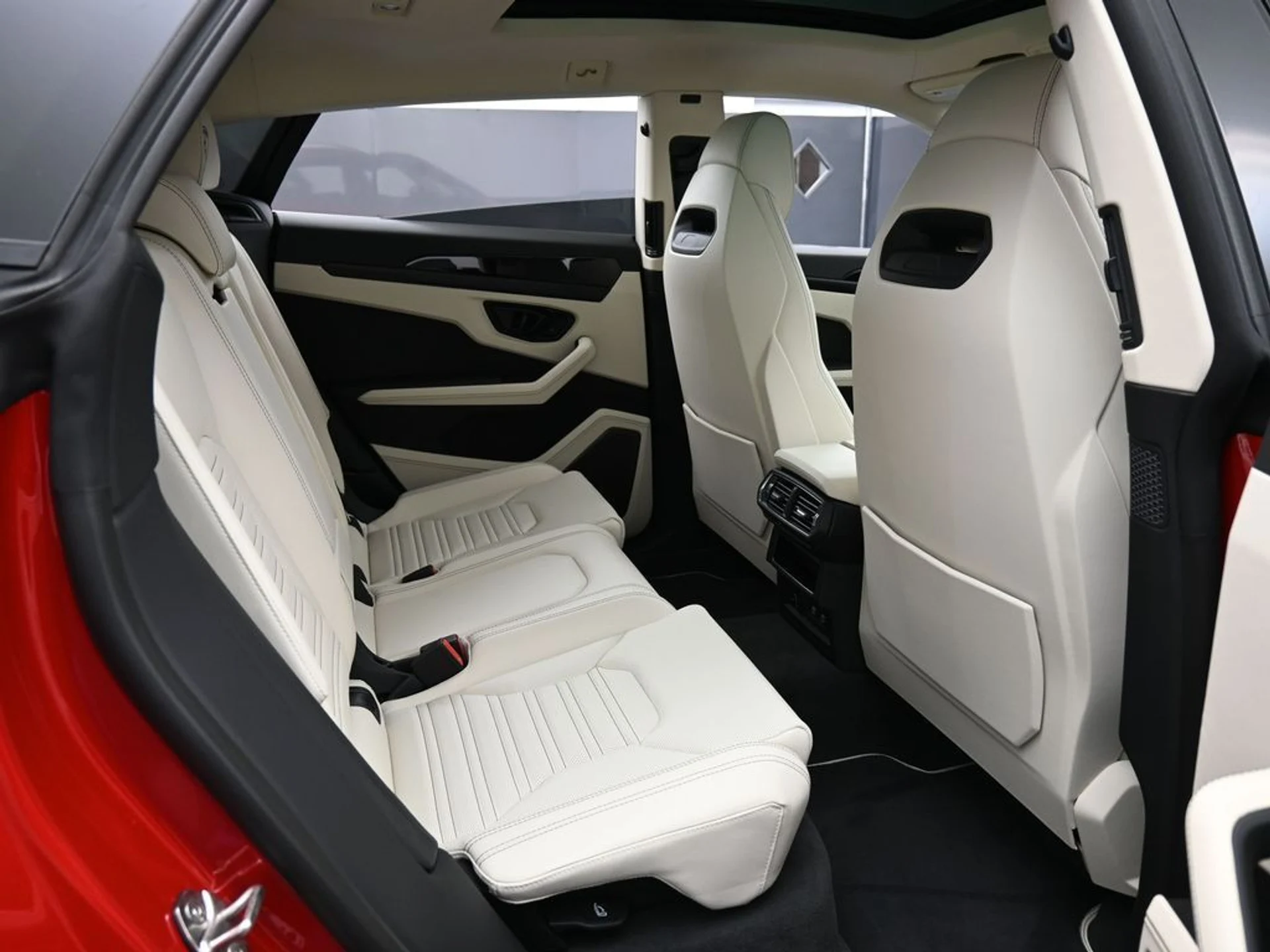 mph029_2502324208_93461855_5d72_4347_819c_7a358b4af6ec_dc650966b7