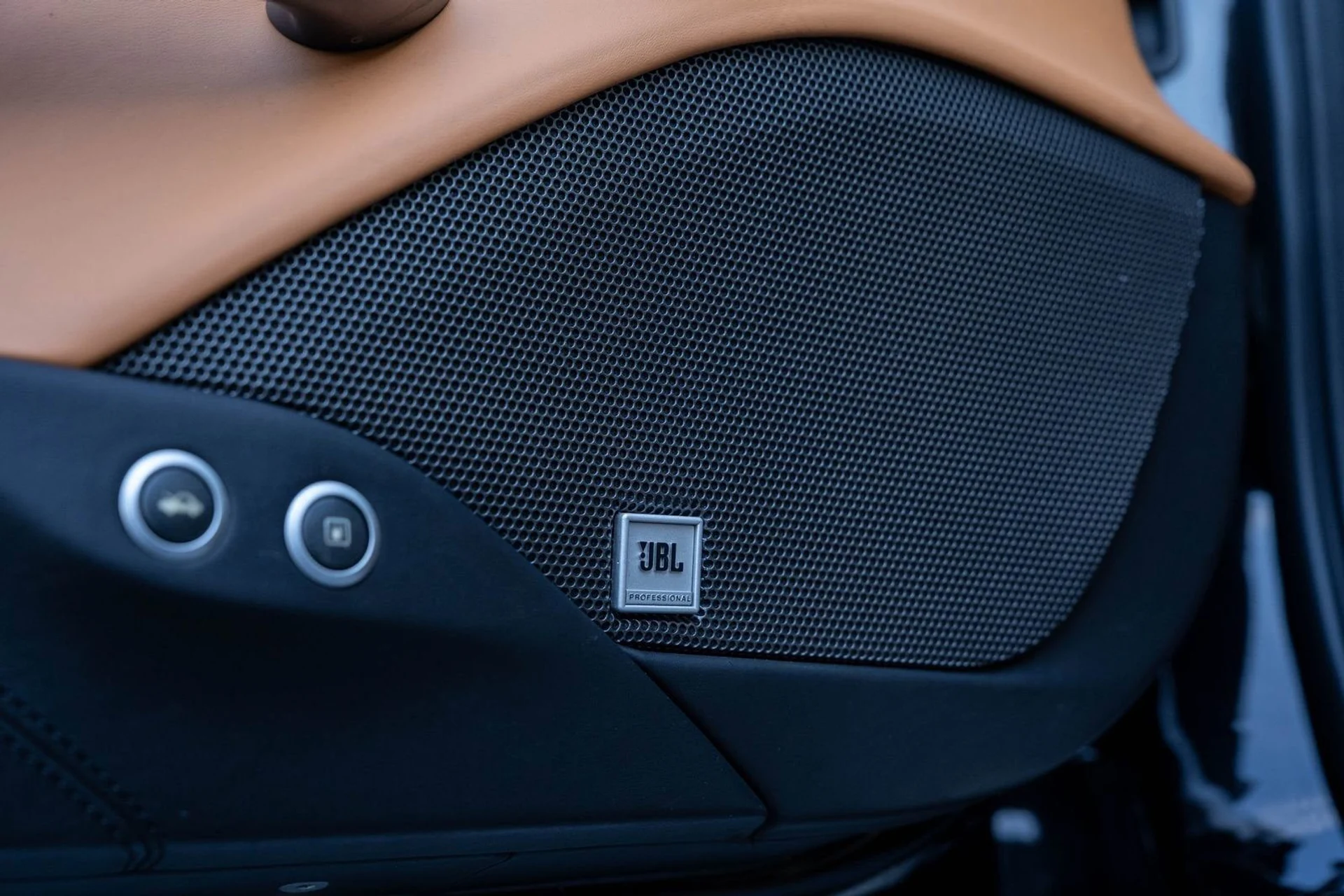 mph029_2508450529_49999d9a208741d99e0f1c65d0e72b7a_73a2ff898c