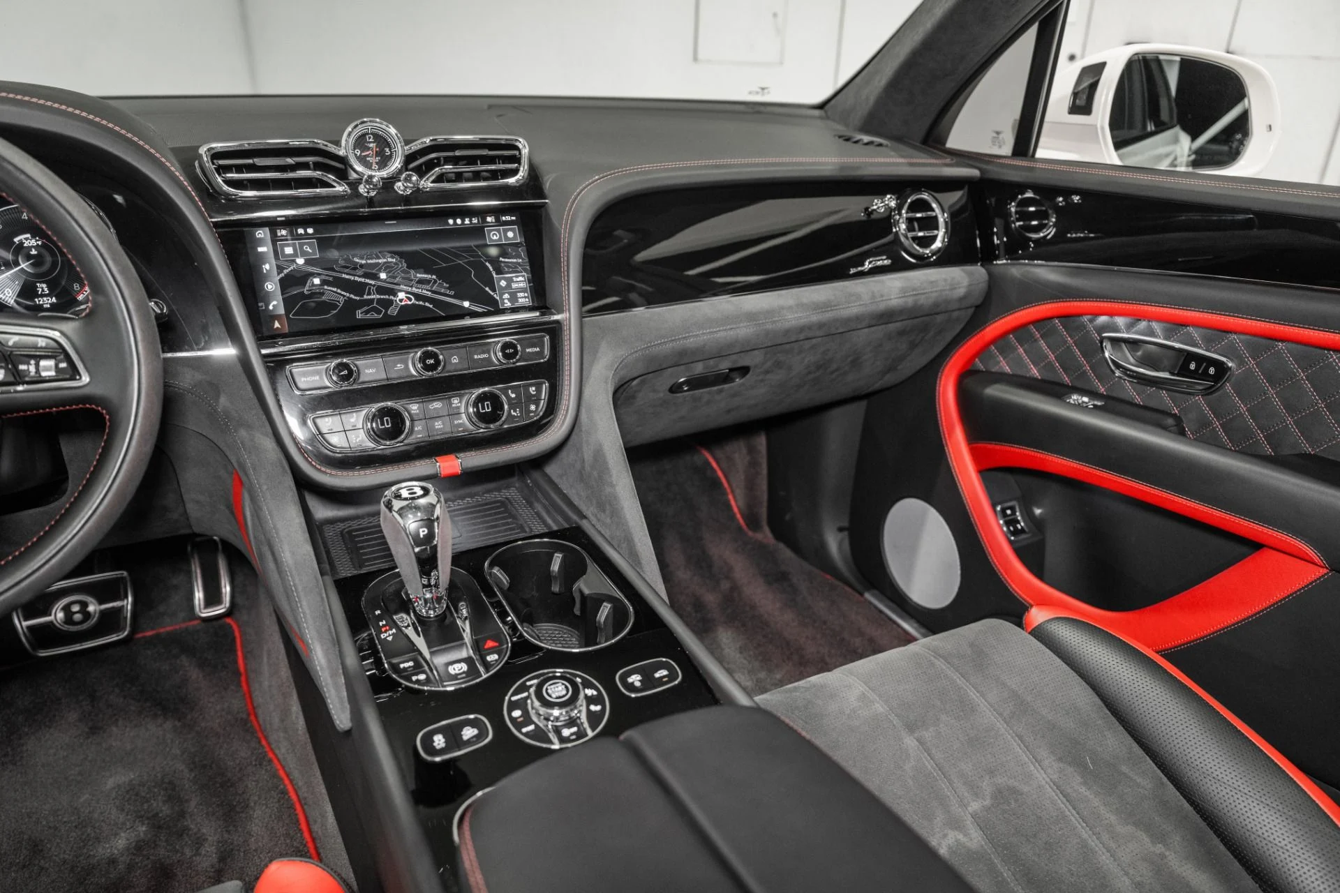 mph029_2516230066_Used_2021_Bentley_Bentayga_Speed_1773163710_f462bb3e2a