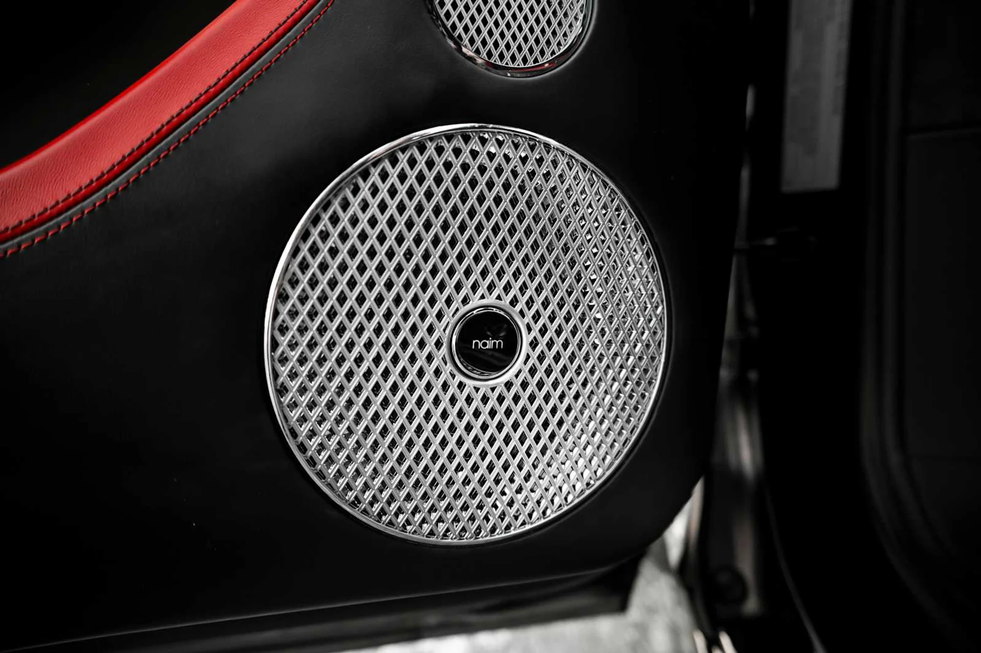 mph029_2519140477_08edf36959d4d2d4682623673c27a4e1x_042319e5cb