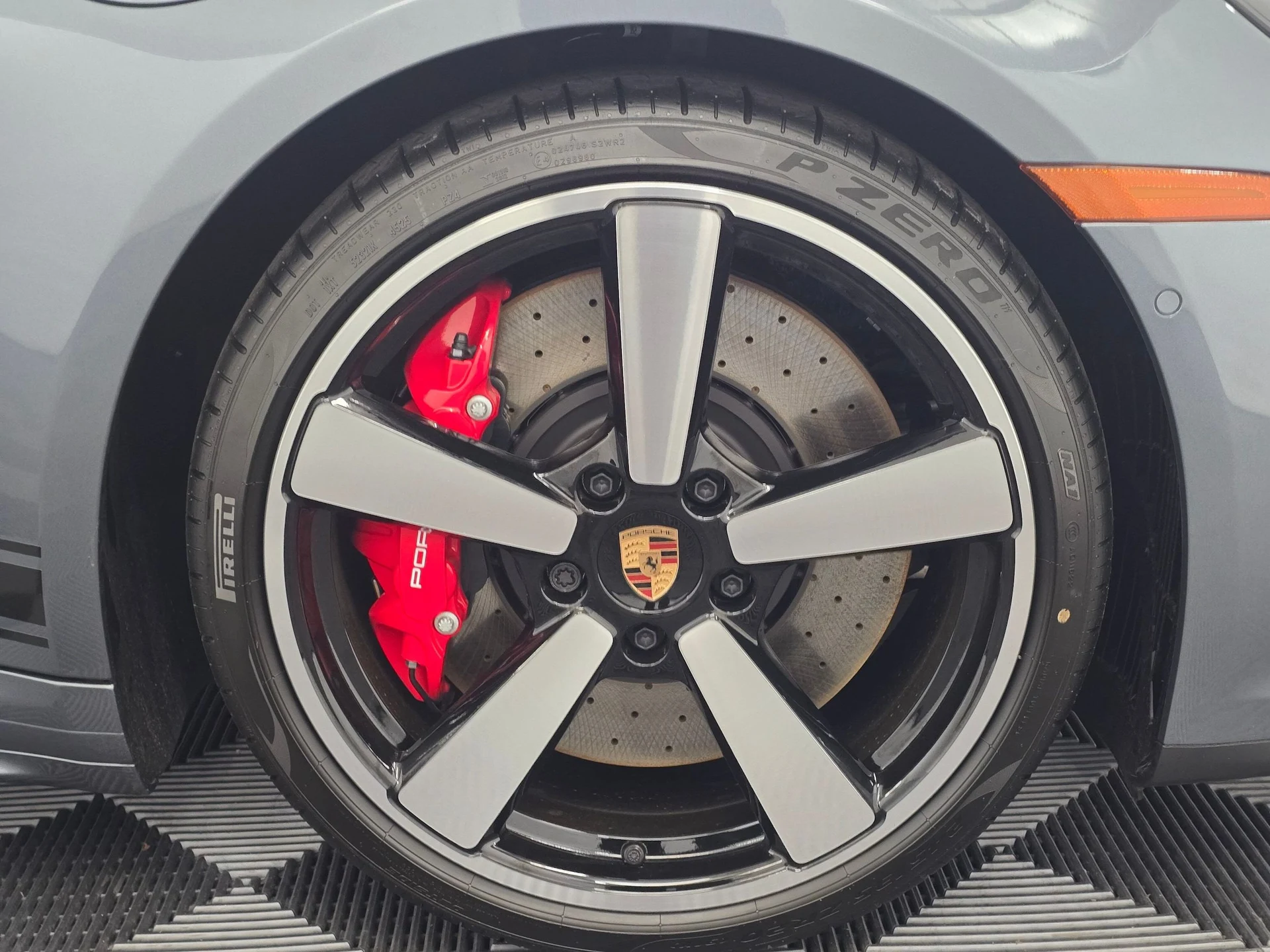 mph029_2520109535_b9d3a76f8e824716e02ce9c472f70b05x_e8b3d2d3e6