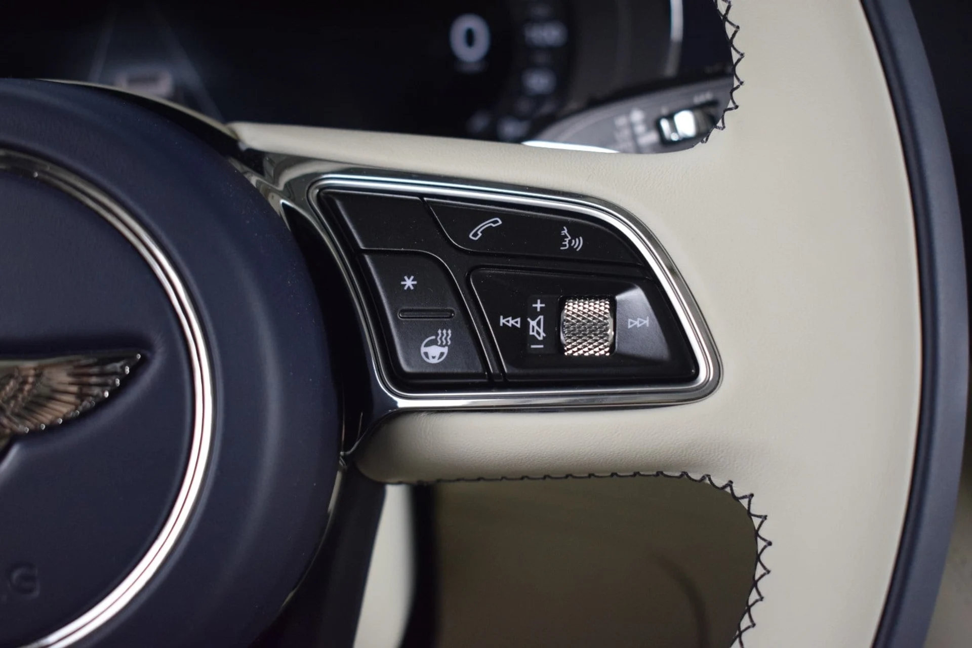 mph029_2531065790_66a2e2e00593e524d5959a738742cf6bx_899ab5da04