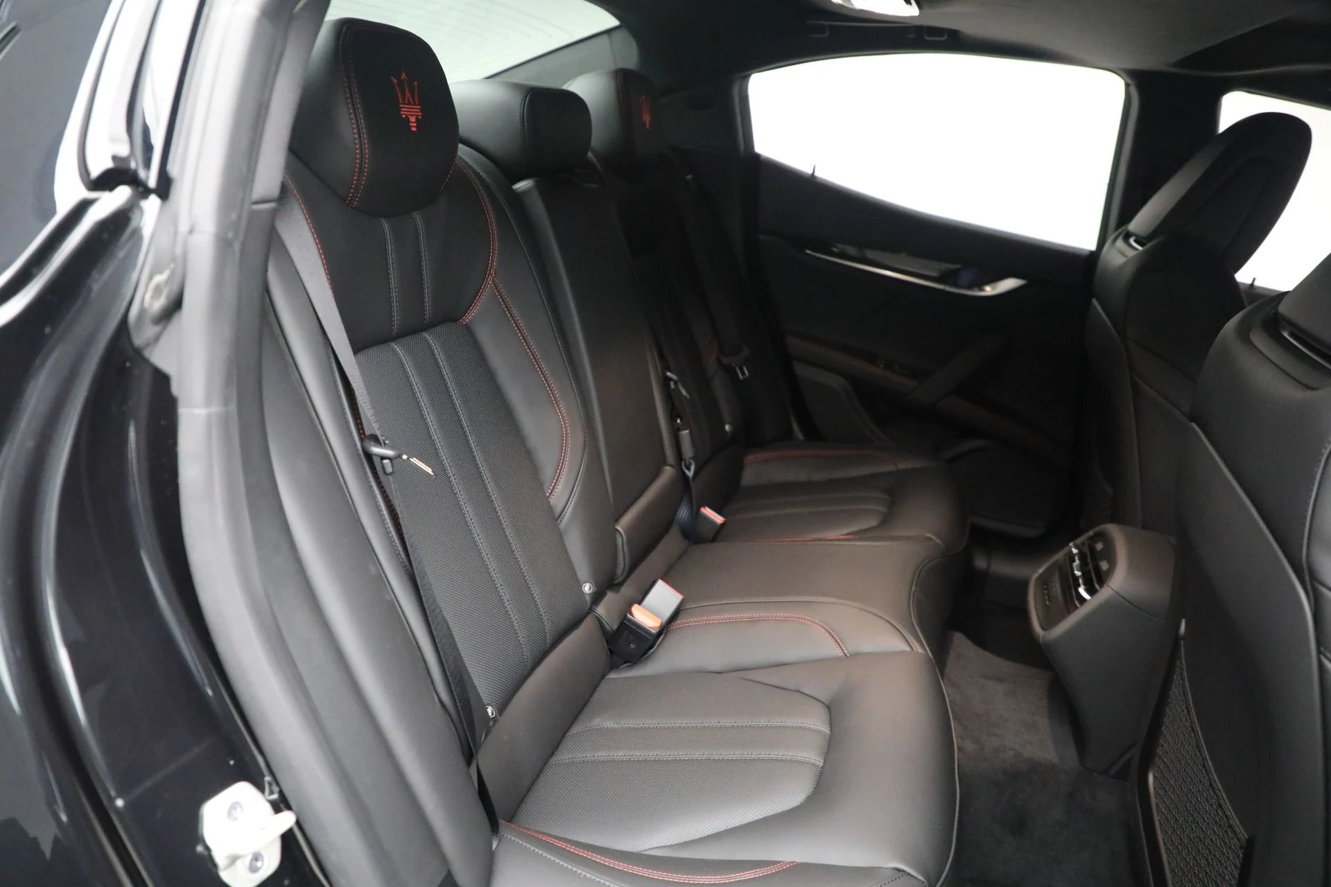 mph029_2537947571_New_2024_Maserati_Ghibli_Modena_Ultima_Q4_09bbdcfd2a