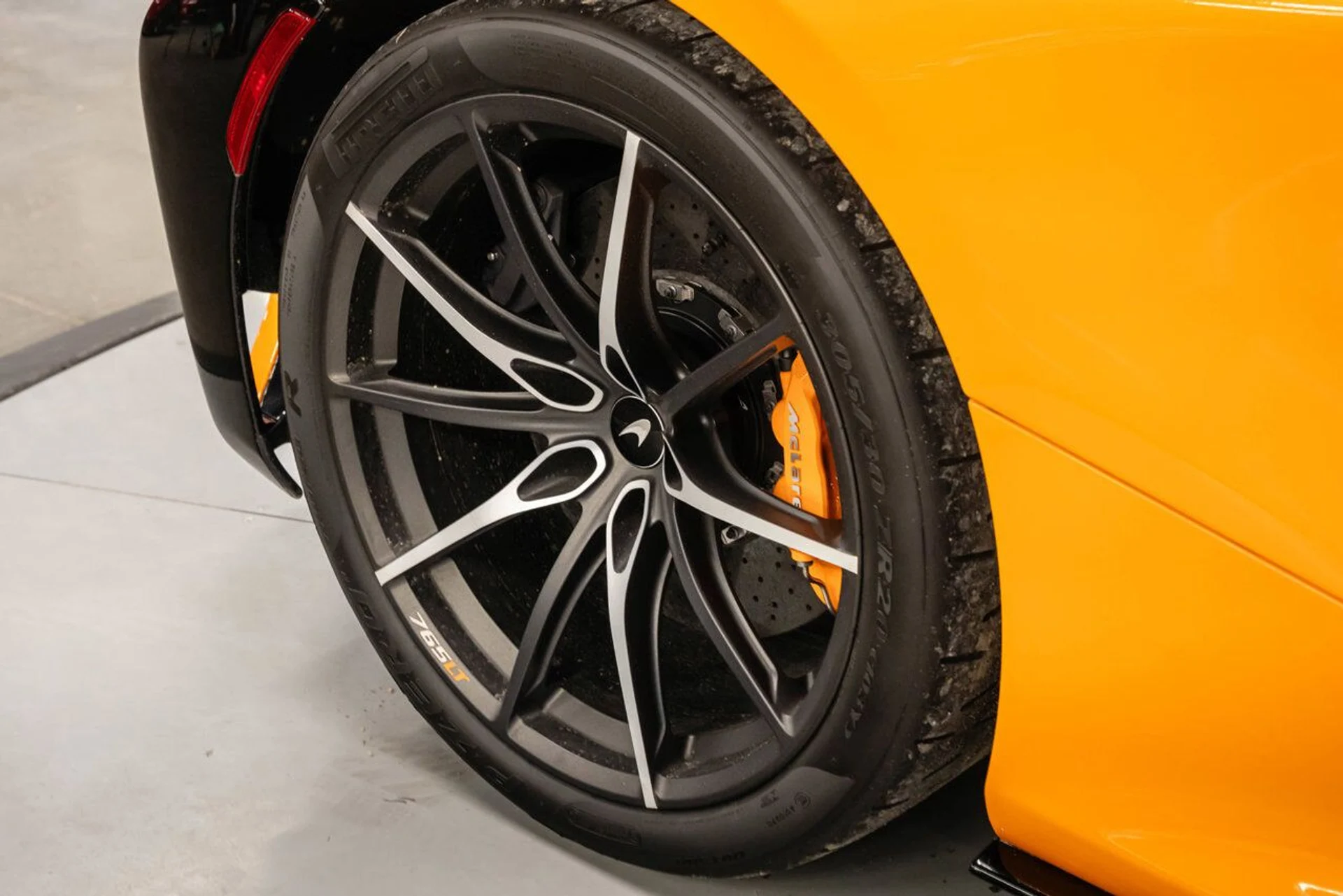 mph029_254004563_mclaren_765lt_2021_9b5f59f449