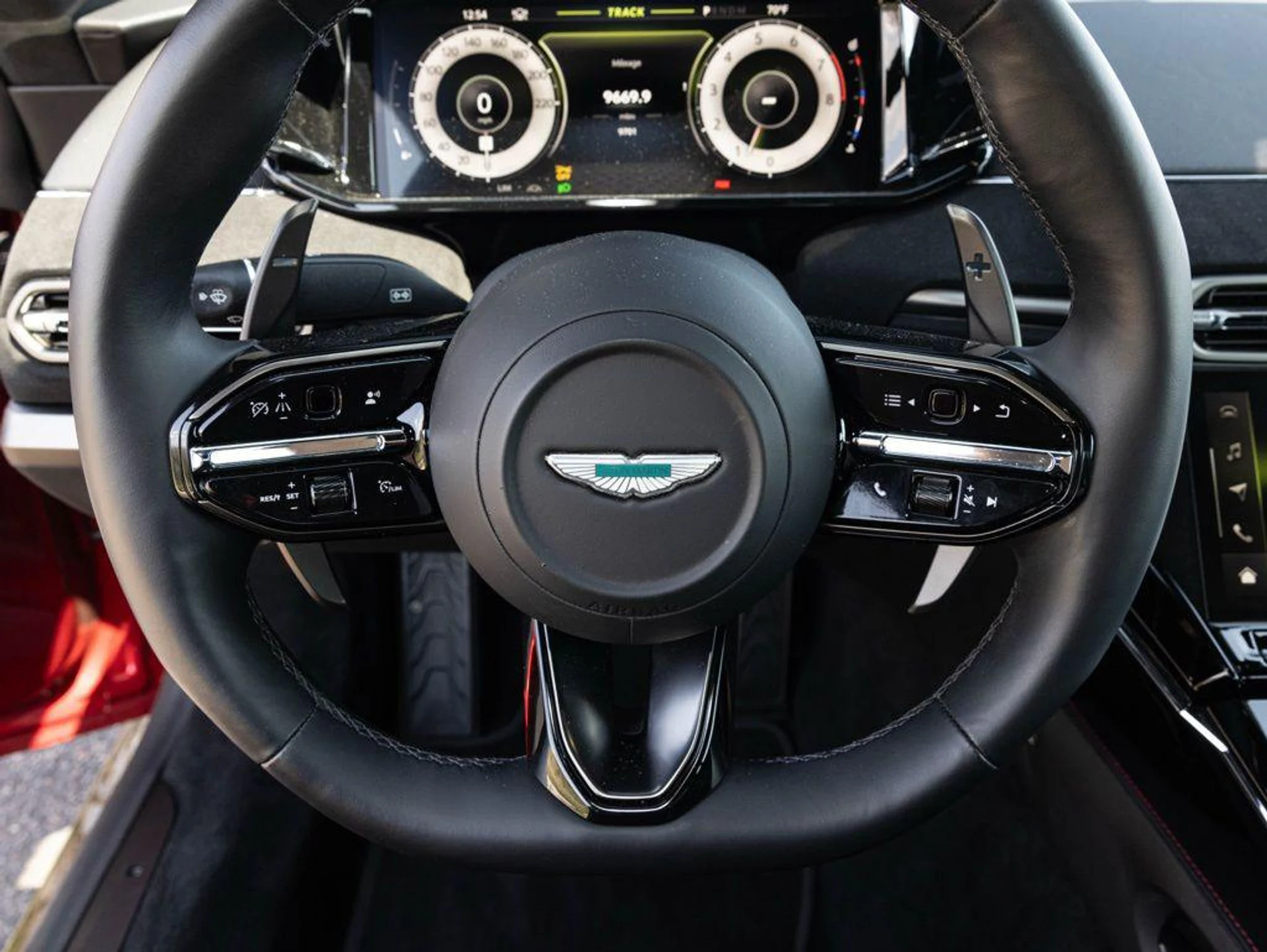 mph029_2540969206_504556717_69c7d5e1be5600699b471ff9_1f2d81c373