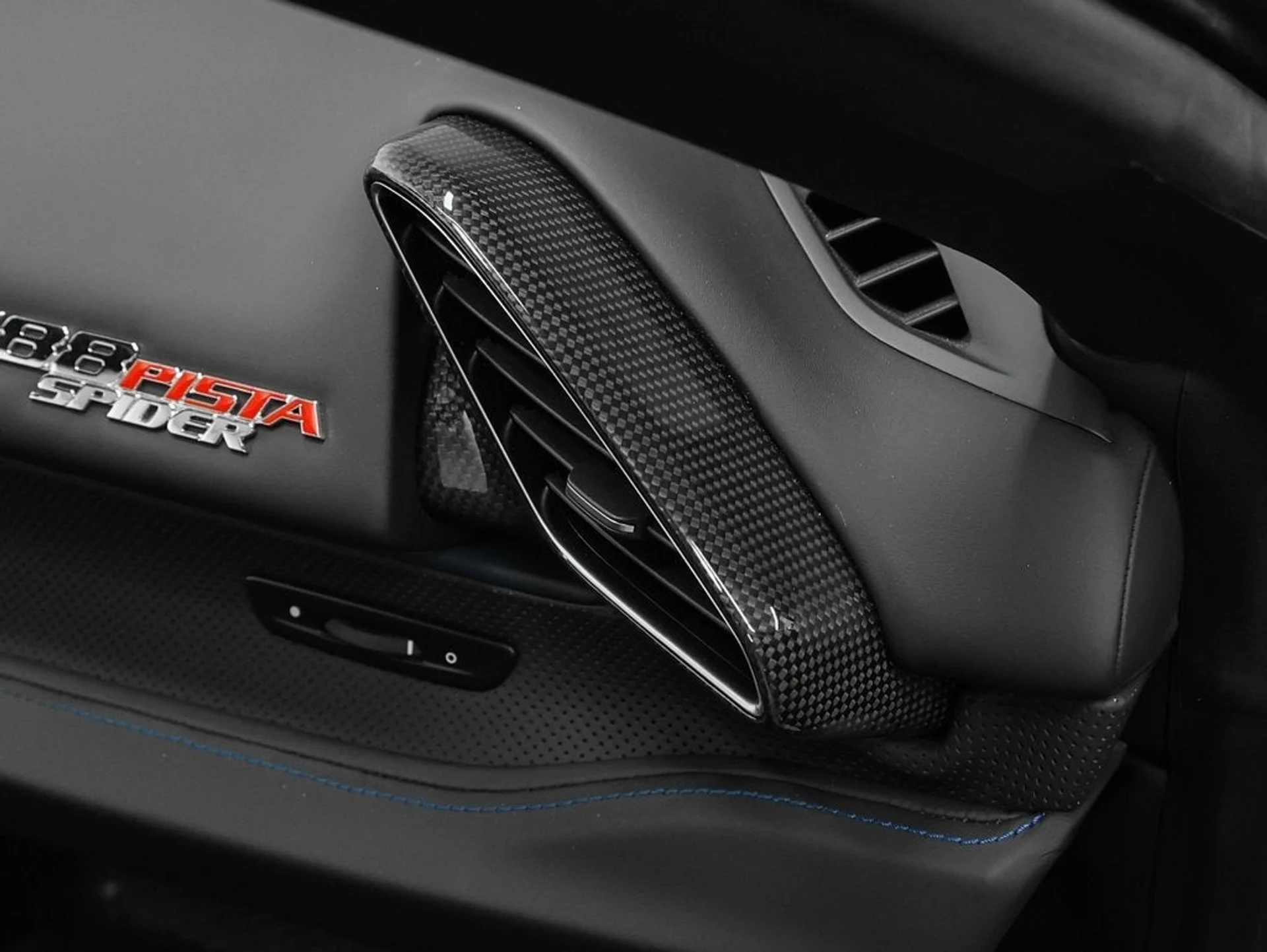 mph029_2542477984_30_25f5cdb8fb