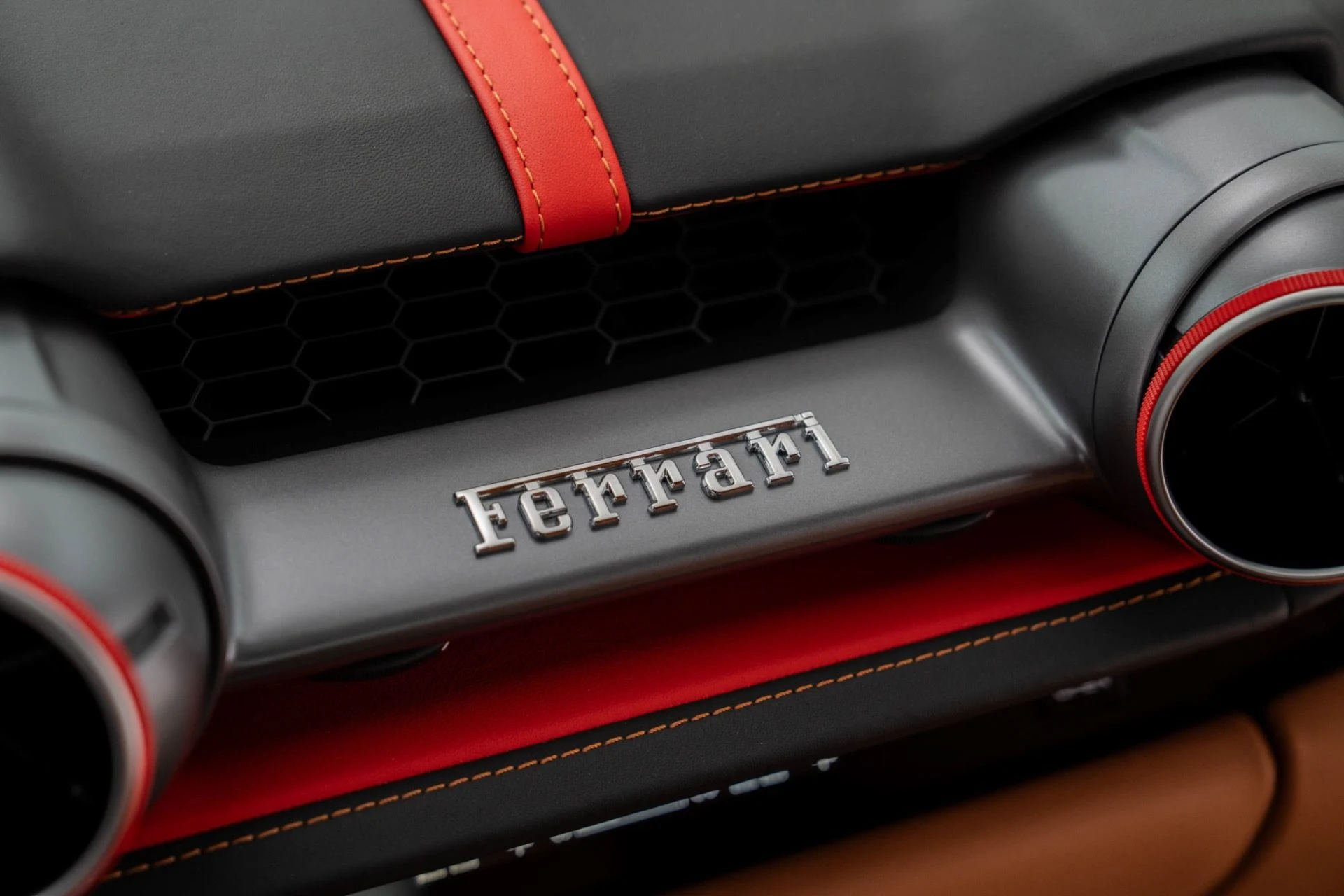 mph029_2544557995_Used_2019_Ferrari_812_Superfast_1774387534_d3f44a9b4d