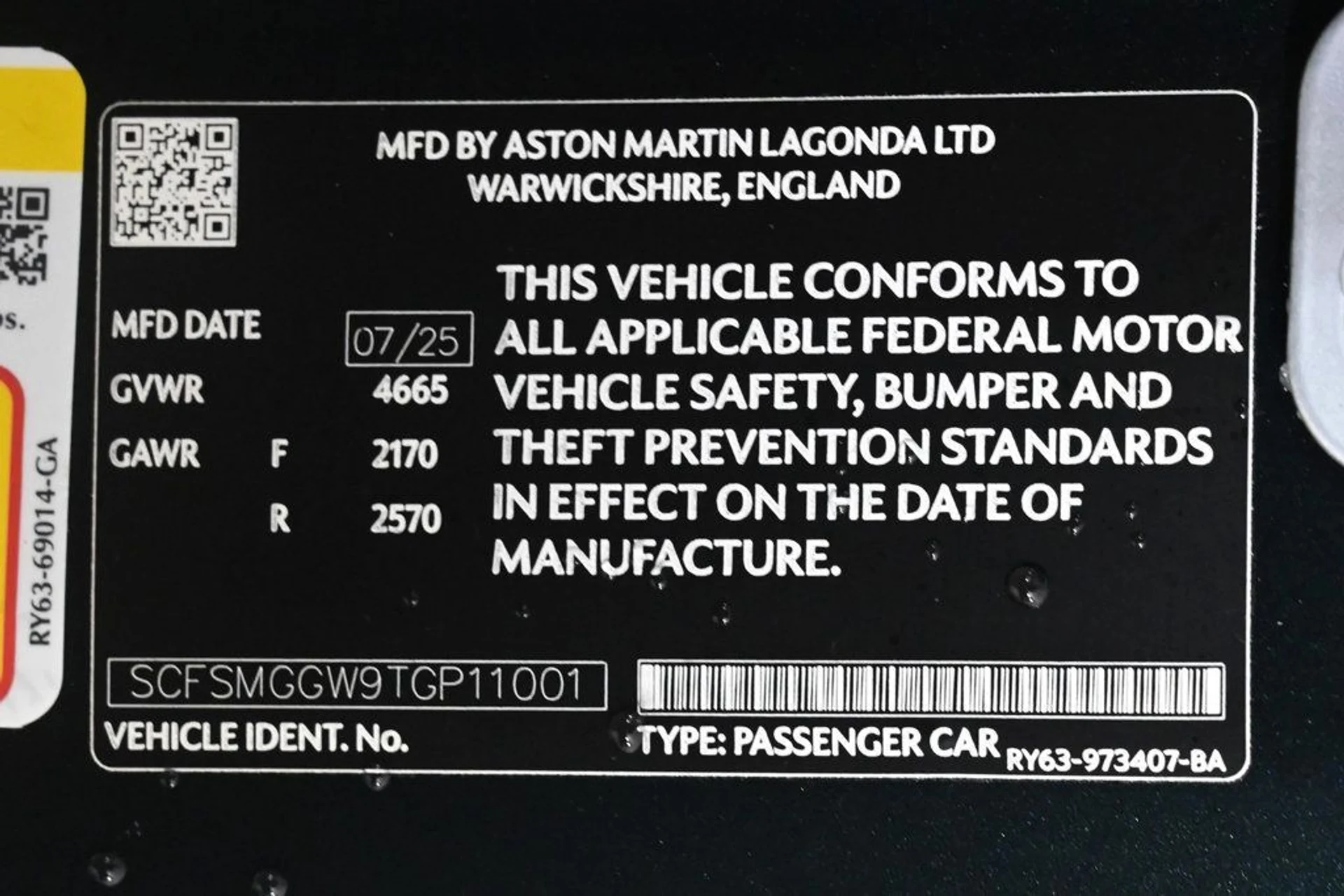 mph029_2557581780_used_2026_aston_martin_vantage_base_11350_22991010_29_1024_4979470913