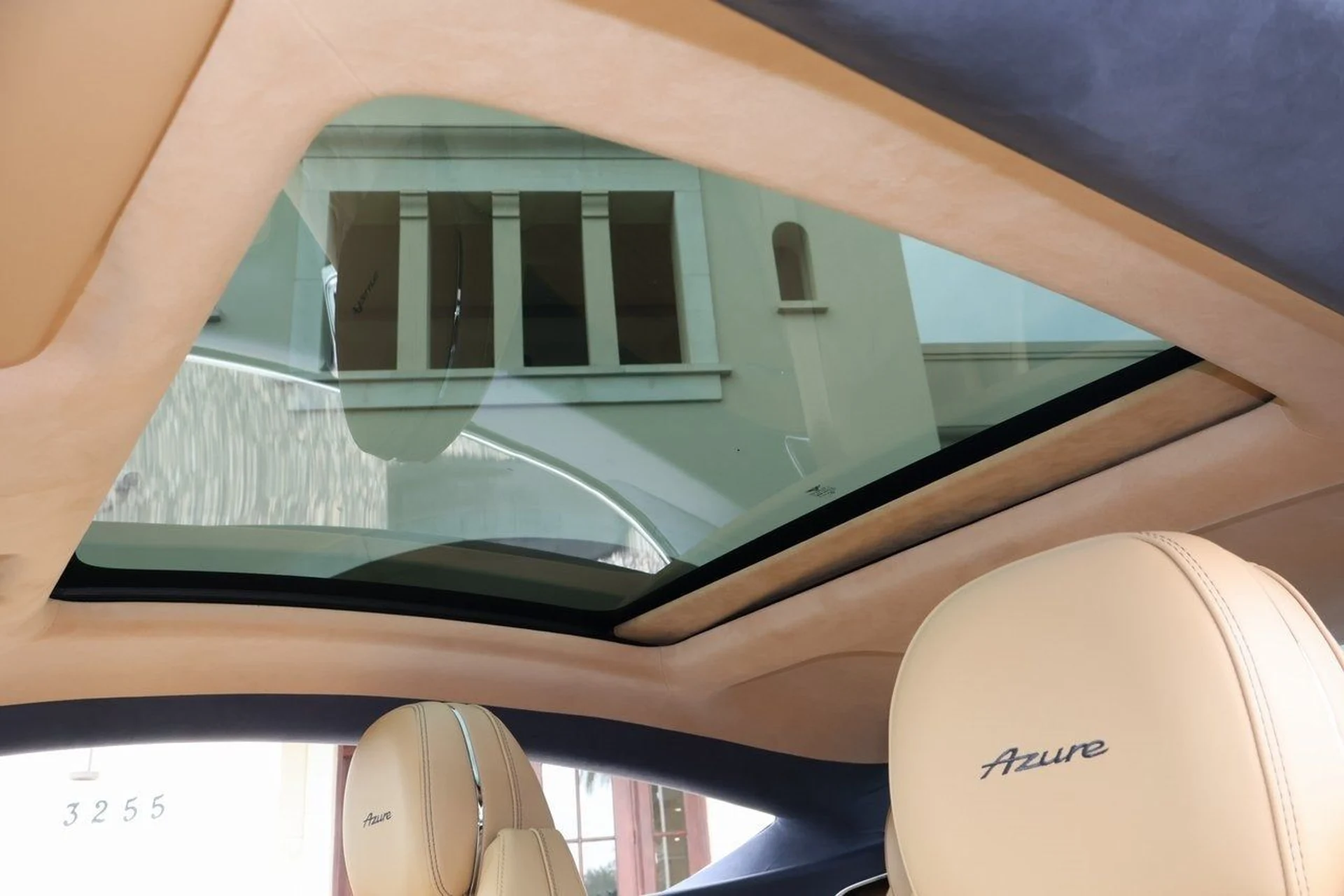 mph029_2559568592_30_27b49eed9c