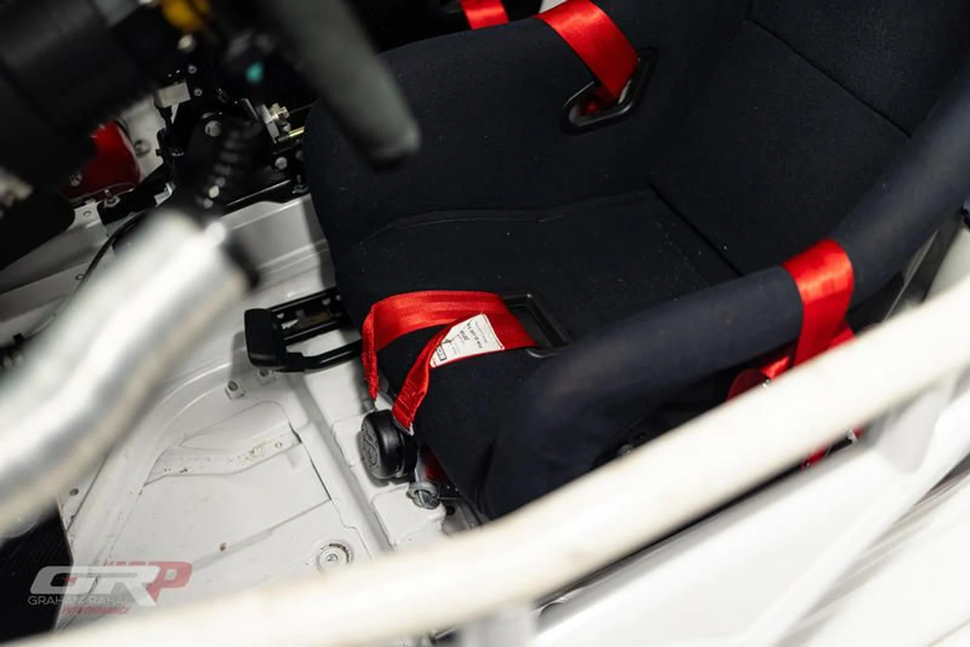 mph029_2562661800_8_C9884_B0_F943_4218_9_A25_94_F5_A83_C0_F2_F_80cd6e3c7a