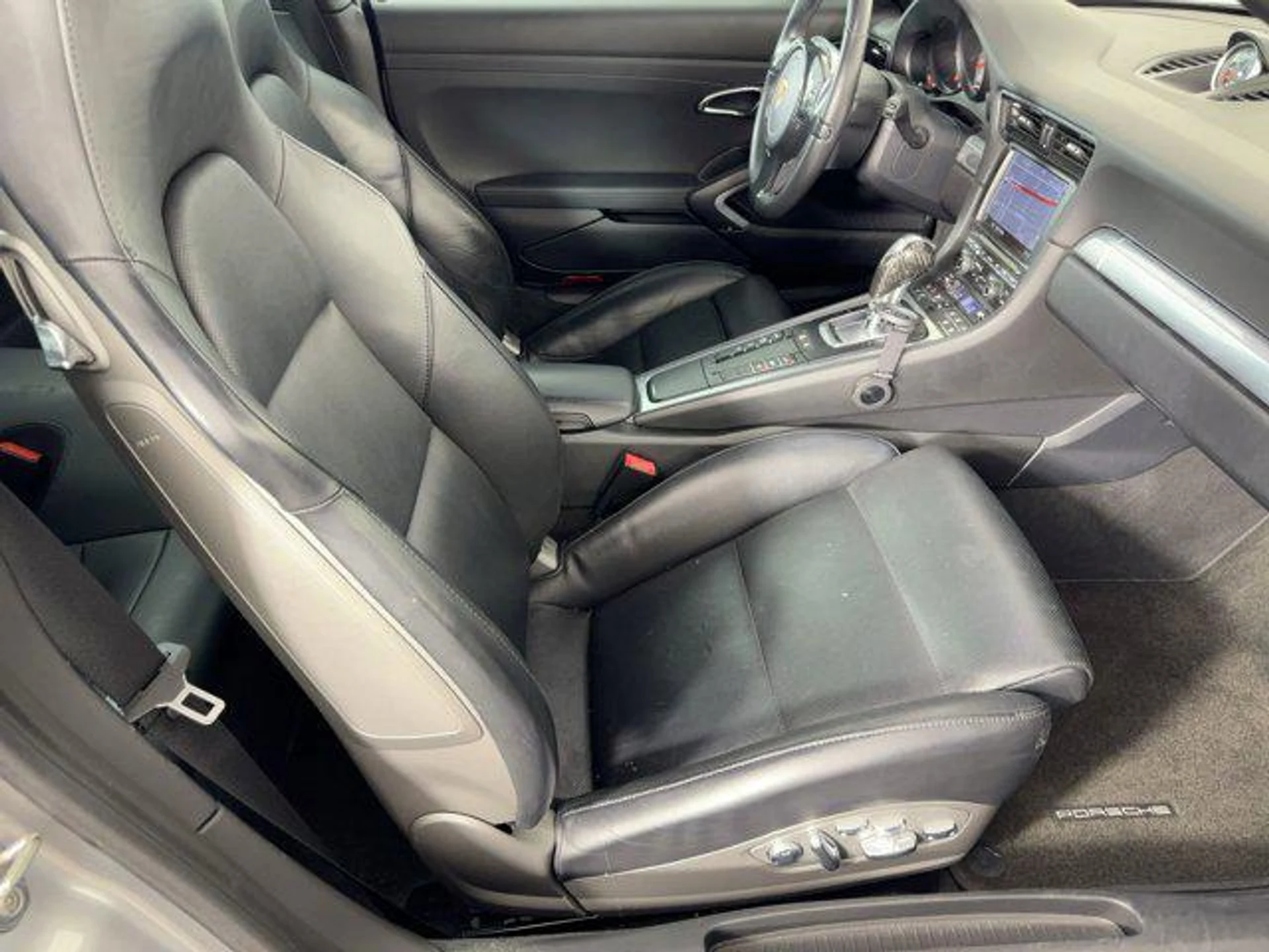 mph029_2566107242_qk_7_X2_VC_Der_Zv6_UZ_07d_Q_Di_Jn_M0_9092503252