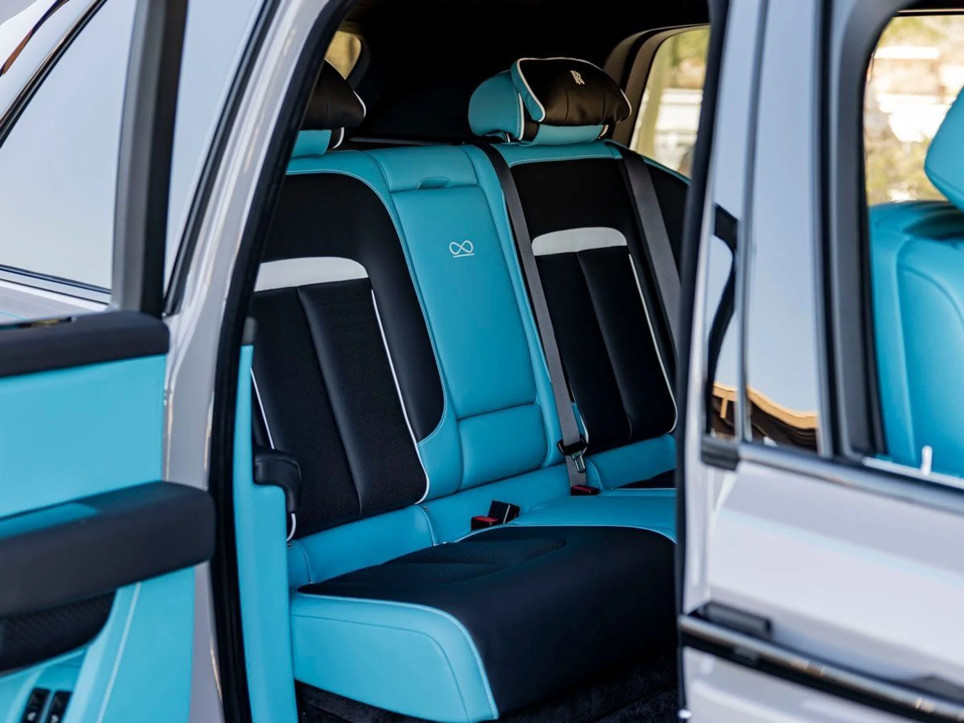 mph029_2567467351_30_f63b2483f3