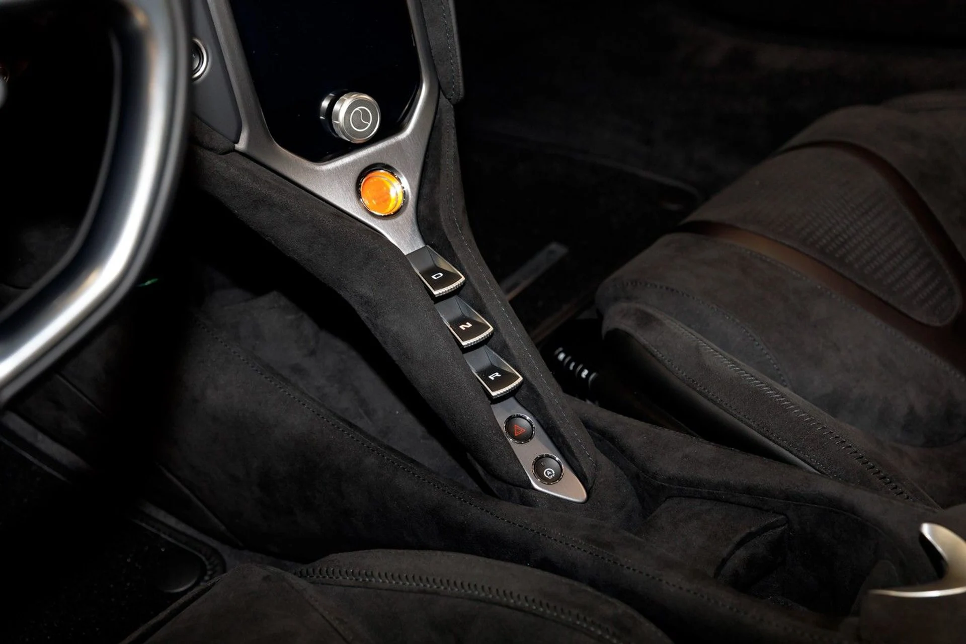 mph029_2570349222_605_p30_l_54a2e064d8