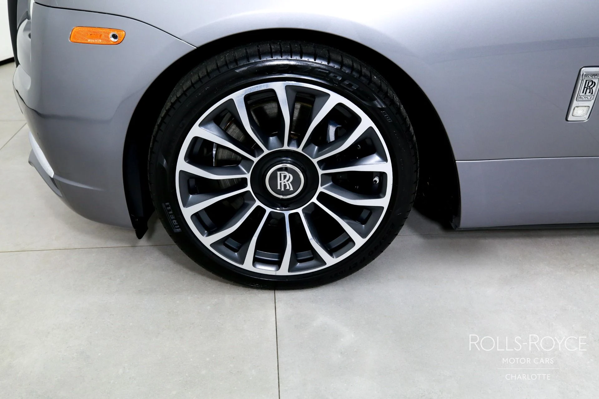 mph029_2576993228_Used_2019_Rolls_Royce_Dawn_1771363105_46250c3808