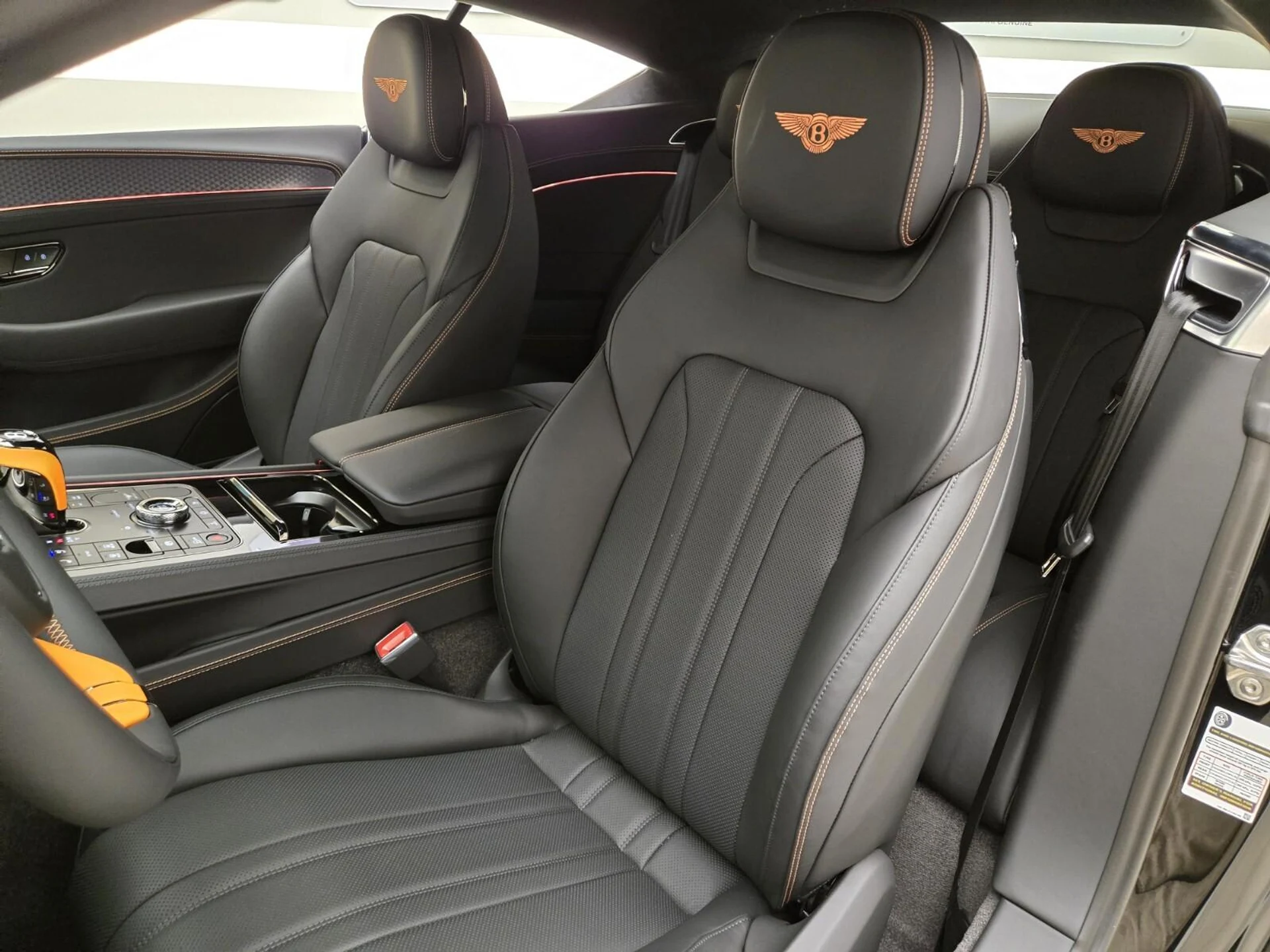 mph029_2581125651_Used_2025_Bentley_Continental_GT_Black_Edition_1787893568_bcd90a2f6e