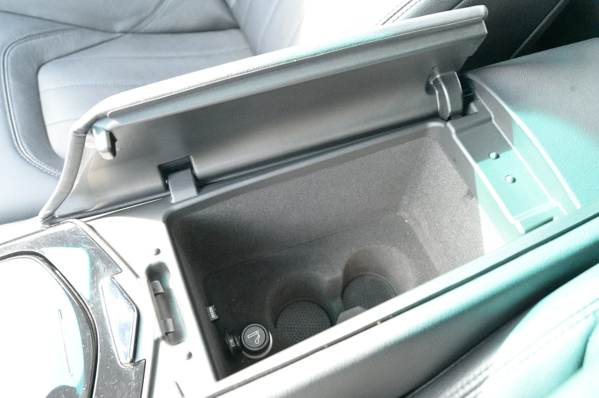 mph029_2583146338_7d63a158683f409f91620b3498643bdf_fdba1cb8f9