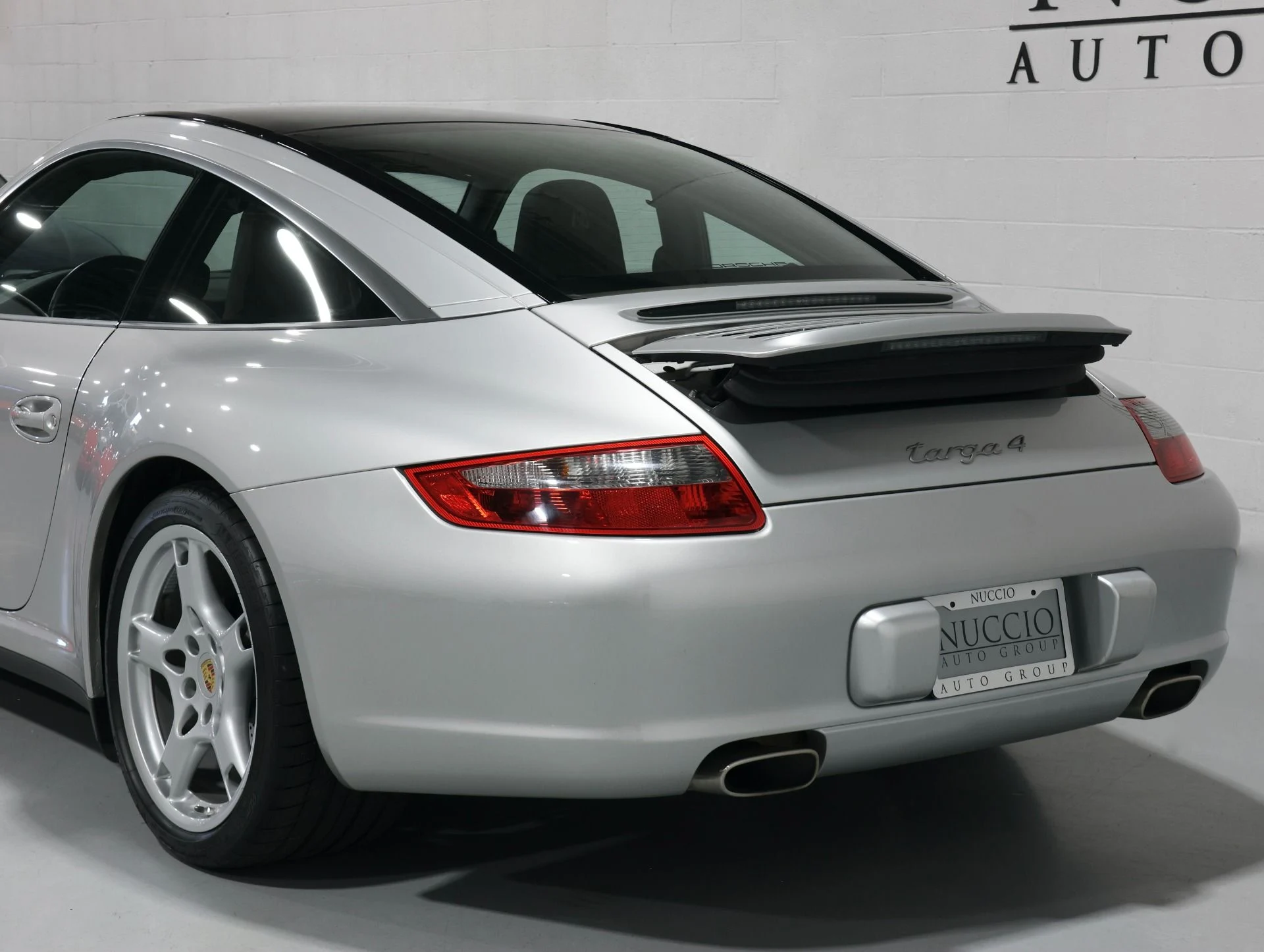 mph029_2584323472_Used_2007_Porsche_911_Targa_4_Coming_Soon_To_Bring_A_Trailer_1775151802_be2ce3a982
