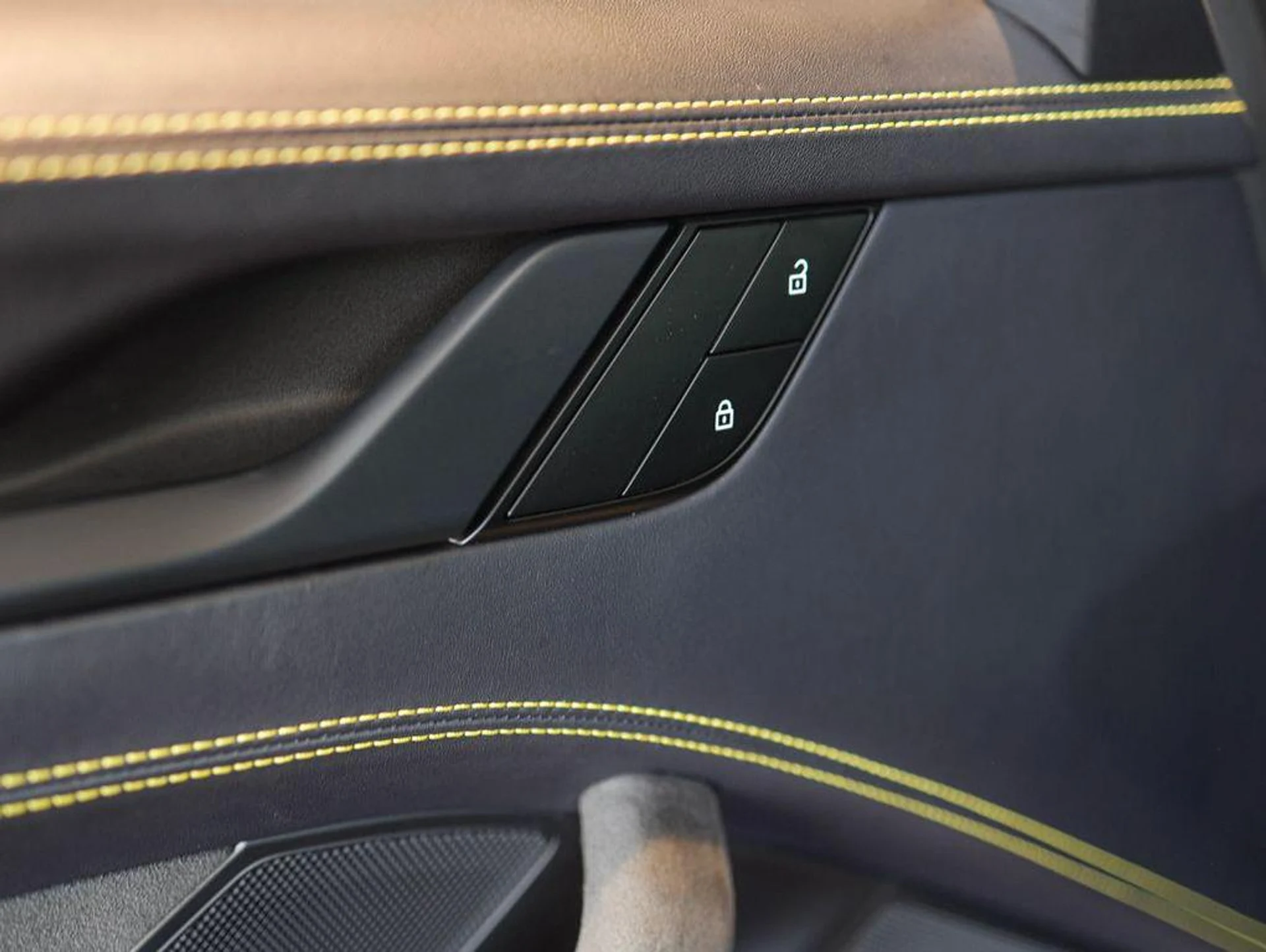 mph029_2590837610_71_Fk_STE_4_Z7_Maoq_X40mfrj_ZN_r_VI_2c32d71525