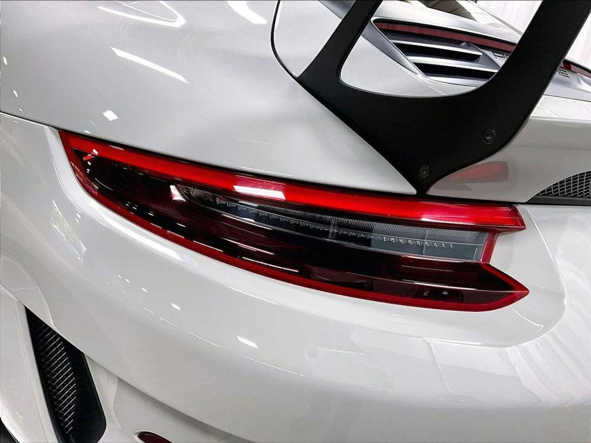 mph029_2595159482_hgmvo_Dij_Eyxxfm0yudx_Umr_Q_To_Ck_674f0a100f